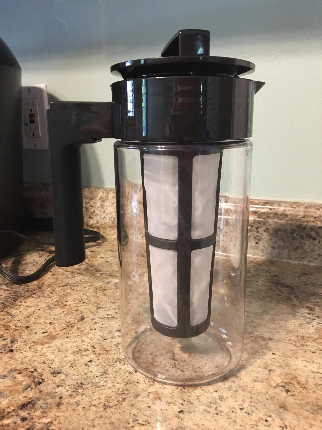Takeya Deluxe Cold Brew Coffee Maker - BPA-Free Tritan Pitcher with Airtight Leakproof Lid customer photo 2