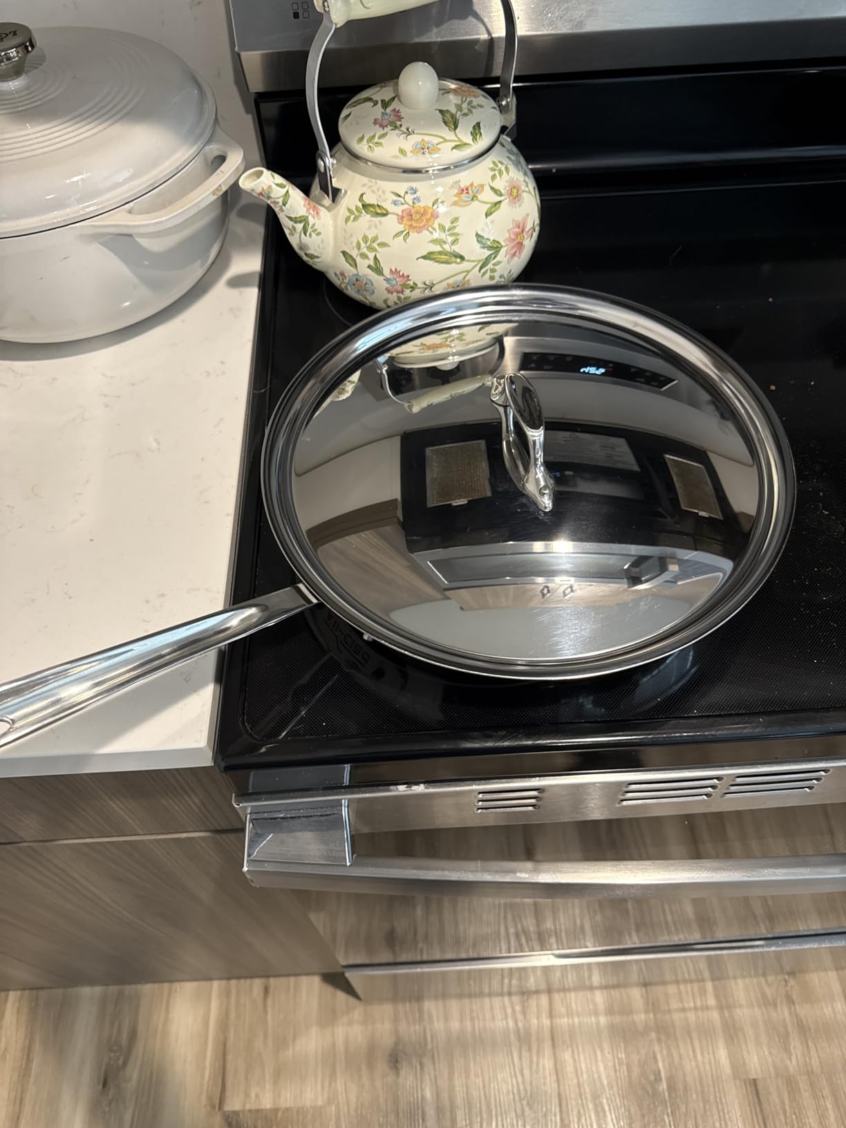 All-Clad D3 Stainless Steel 12 inch Frying Pan With Lid- Made in the USA- The Original Bonded Professional Cookware- Oven Safe & Induction Compatible customer photo 2