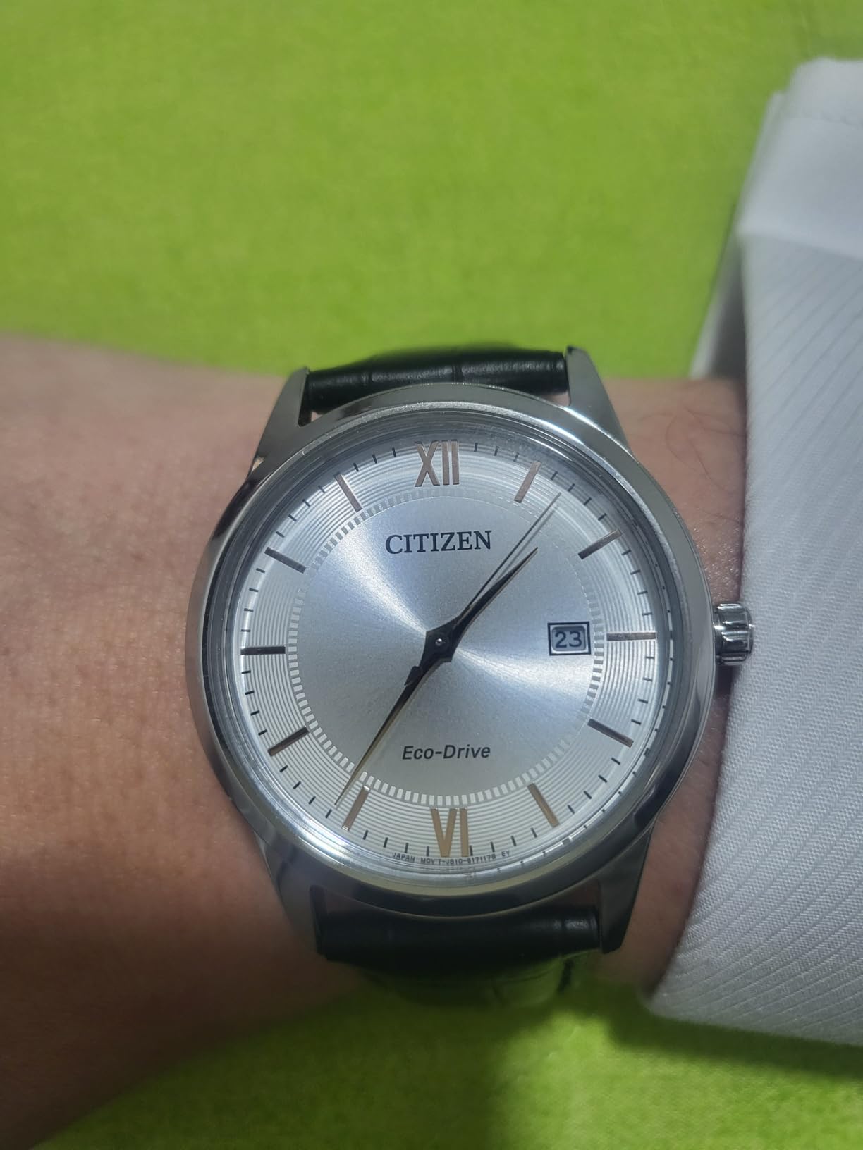 Citizen Men's Classic Eco-Drive Leather Strap Watch, 3-Hand Date customer photo 2