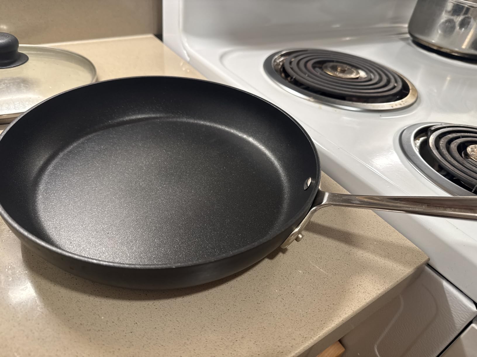 All-Clad HA1 Hard Anodized Non Stick Fry Pan Set 2 Piece, 8, 10 Inch, Induction, Oven Broiler Safe 500F, Pots and Pans Set, Kitchen Frying Pans, Skillets, Premium Cookware, Home, Dishwasher Safe Black customer photo 1