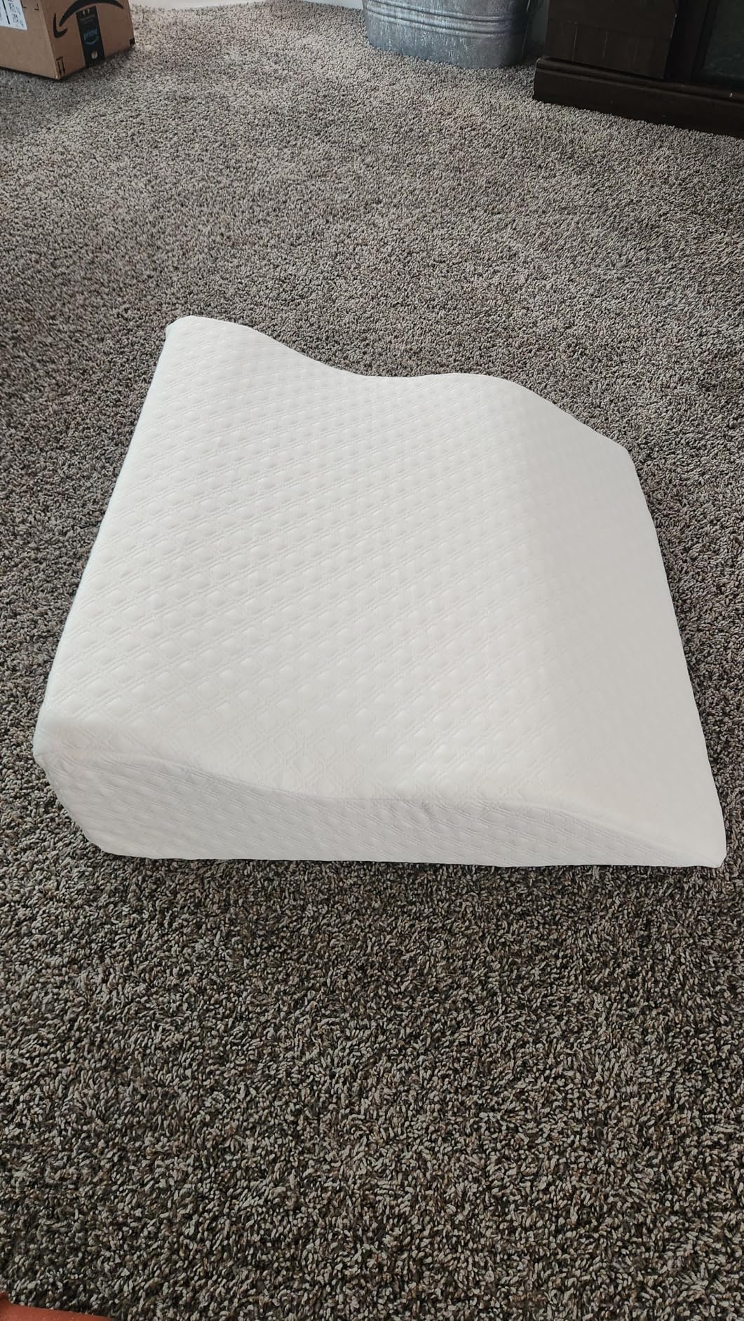 Aeris Wedge Pillow for Sleeping and Nighttime Comfort, Memory Foam Bed Wedge for Post Surgery Recovery, Incline Cushion for Snoring and Stomach Acid, Breathable Cover customer photo 1