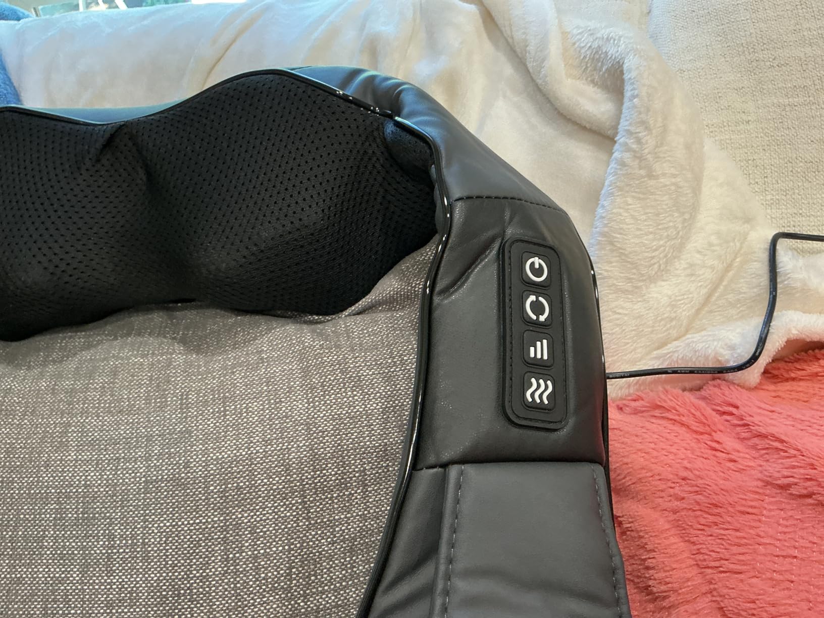 Nekteck Shiatsu Neck Massager with Heat for Pain Relief Deep Tissue, 2026 Upgraded 3D Back Shoulder Kneading Massage Pillow, Relaxation Gifts for Mom Dad Father's Day, Black(NOT Cordless) customer photo 2