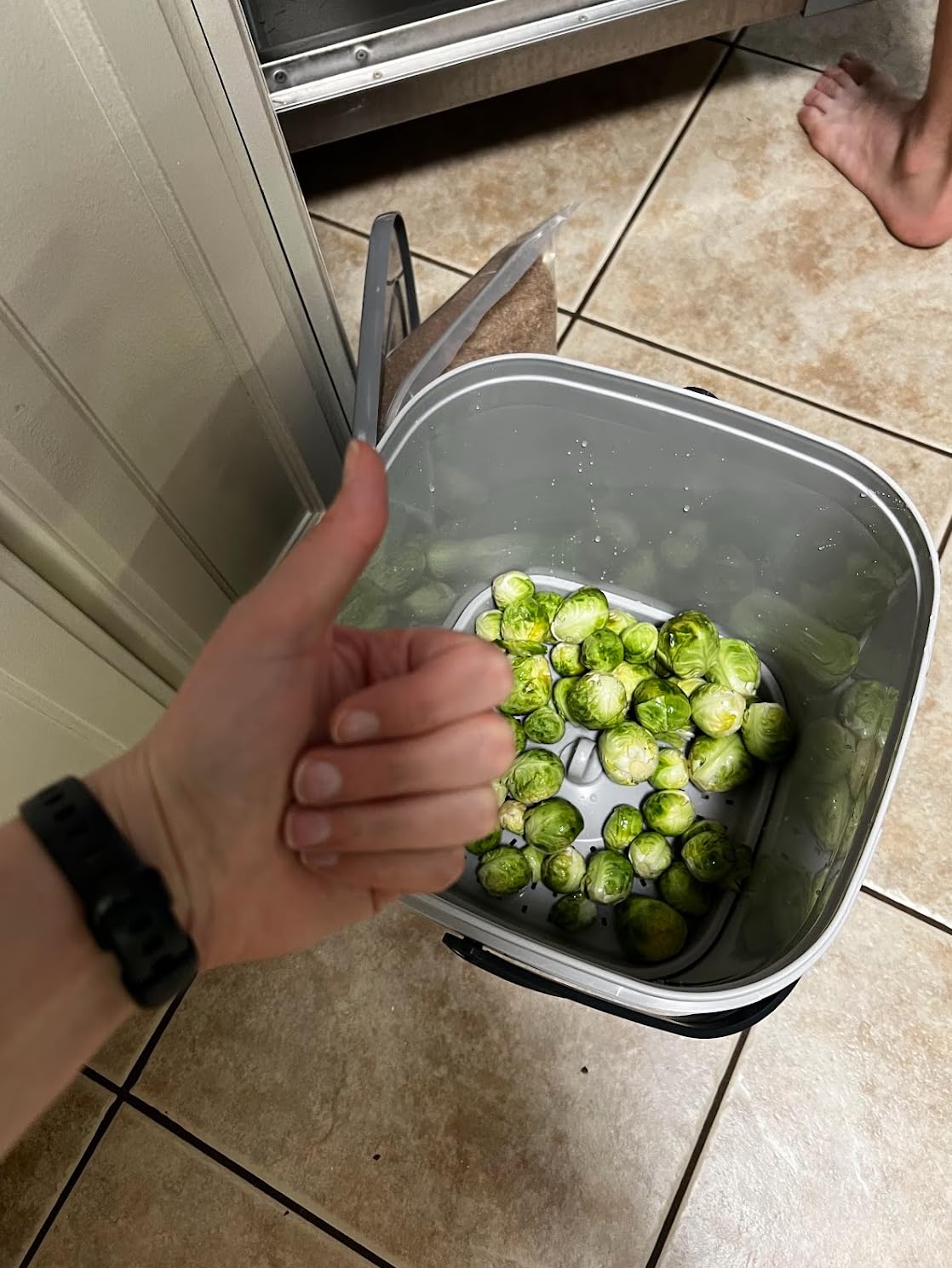 Premium Bokashi Composting Starter Kit (Includes 1 Bokashi Bin, 2.2lbs of Bokashi Bran and Full Instructions) customer photo 2