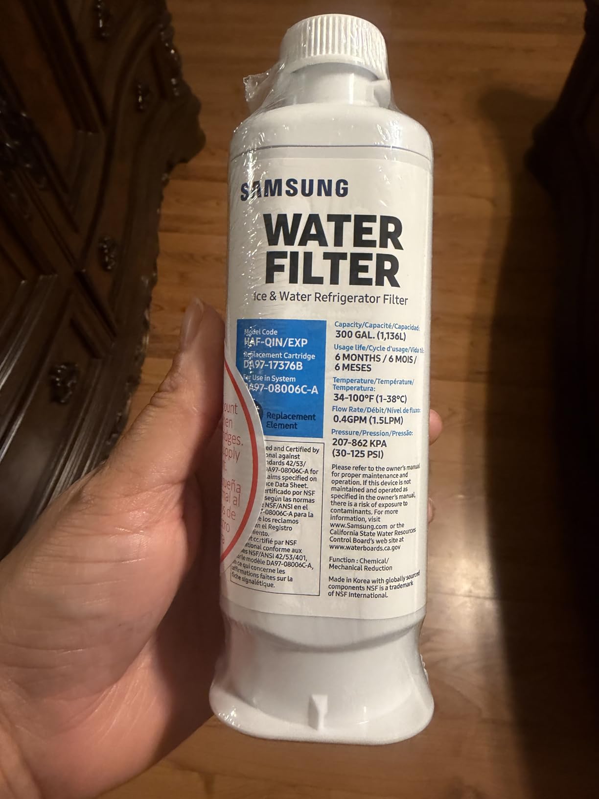 Samsung HAF-QIN/EXP Genuine Refrigerator Water Filter, Reduces 99% of Harmful Contaminants for Clean, Clear Drinking Water, 6-Month Life, Easy Install, Pack of 1 customer photo 2