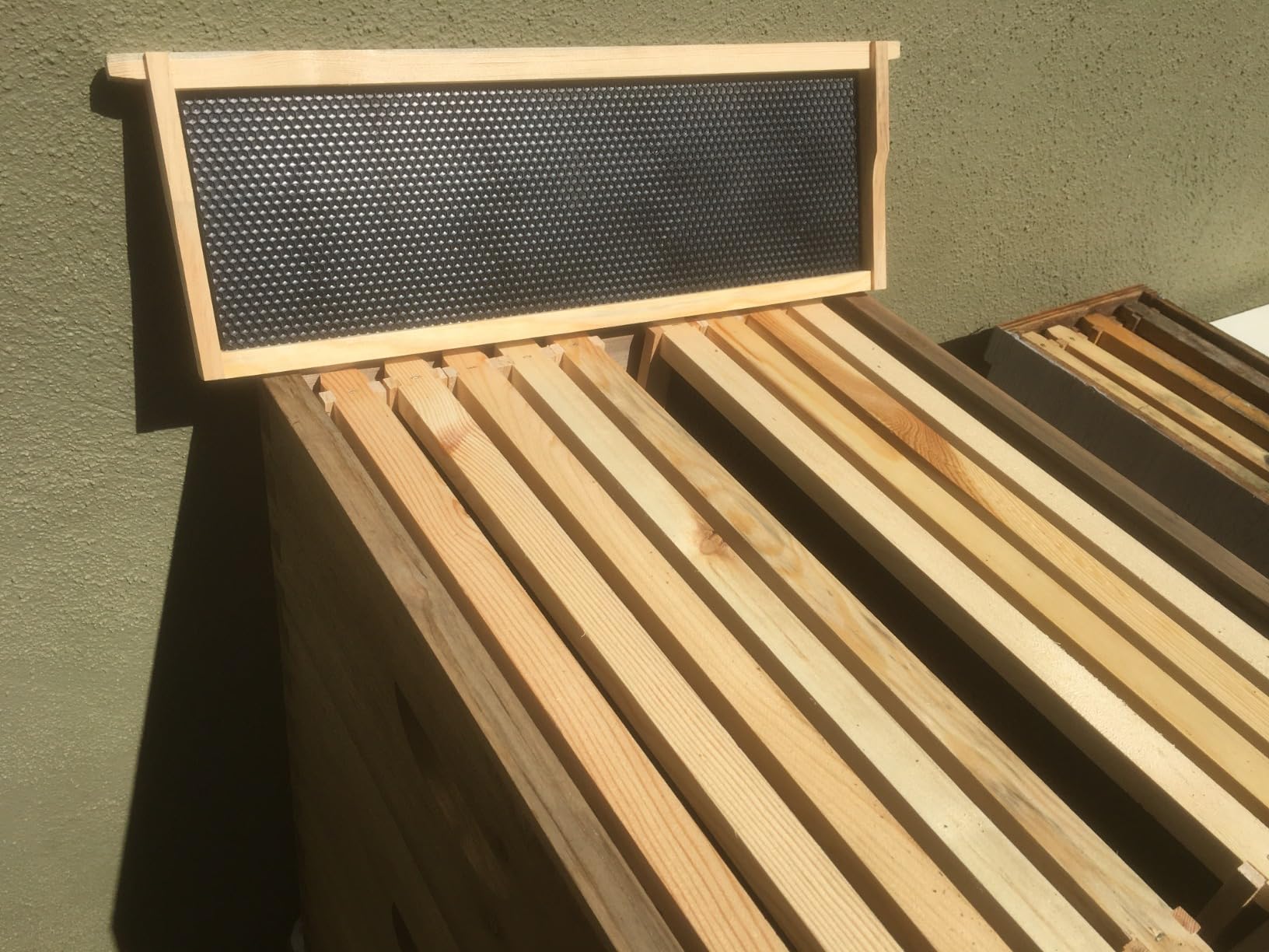 CO-Z Bee Hive Boxes Starter Kit, Langstroth Beehive for Bee Keeping, 3 Layer Bee House with 10 Medium and 20 Deep Frames & Foundations, Beekeeping Supplies with Plastic Queen Excluder and Nails customer photo 2