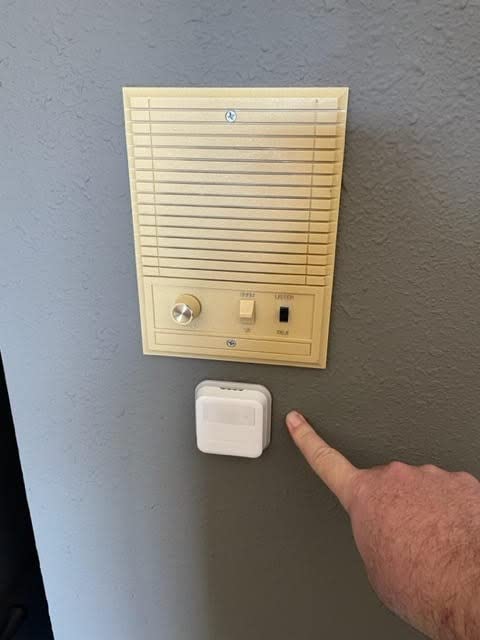 Honeywell Home T9 WIFI Smart Thermostat, Smart Room Sensor Ready, Touchscreen Display, Alexa and Google Assist customer photo 2
