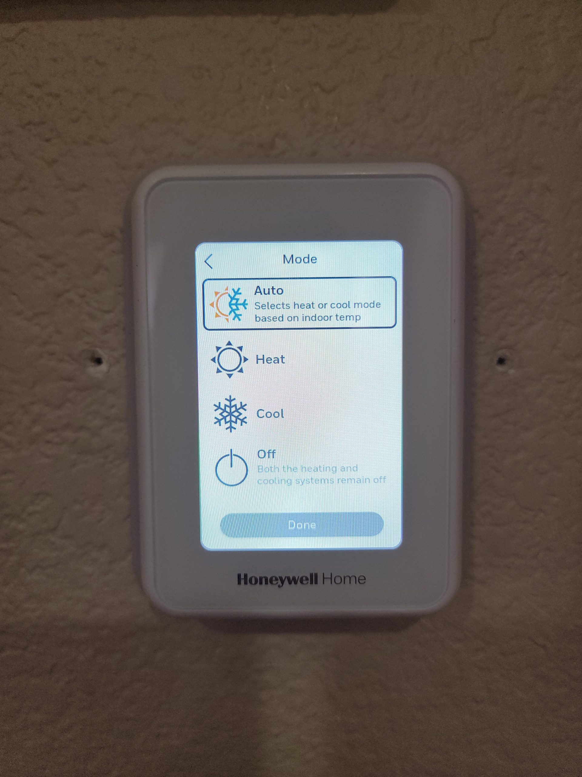 Honeywell Home T9 WiFi Smart Thermostat with 1 Smart Room Sensor, Touchscreen Display, White customer photo 2