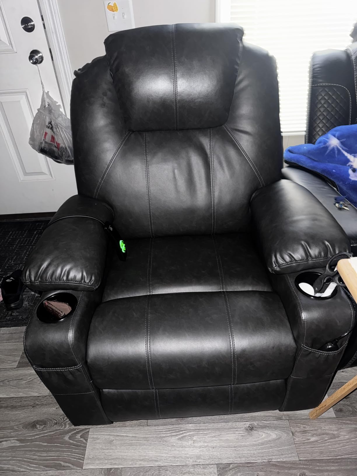 MCombo Electric Power Lift Recliner Chair Sofa with Massage and Heat for Elderly, 3 Positions, 2 Side Pockets, Cup Holders, USB Ports, Faux Leather 7040 - Dark Brown Medium customer photo 2