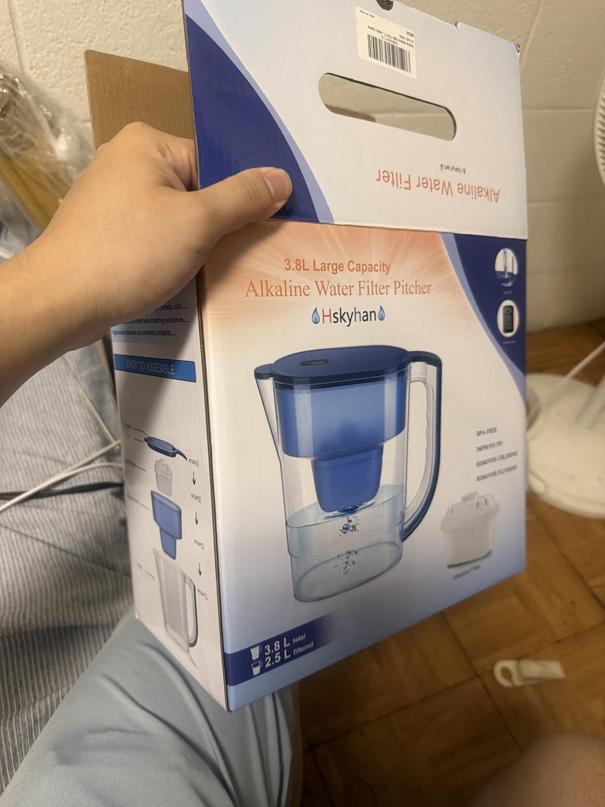 Hskyhan Alkaline Water Filter Pitcher - 3.5 Liters Improve PH, 2 Filters Included, BPA Free, 7 Stage Filtration System to Purify, Blue customer photo 1
