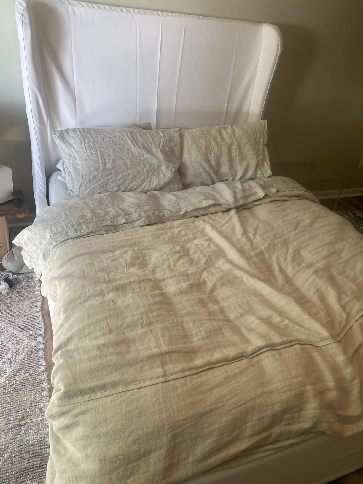Sijo Stone Washed Organic French Linen Bed Sheet Set, GOTS Certified Organic, Best Cooling Linen Sheet Award by Sleep Foundation, 3 Piece - 2 Pillowcases and 1 Fitted Sheet (Classic, Queen) customer photo 2