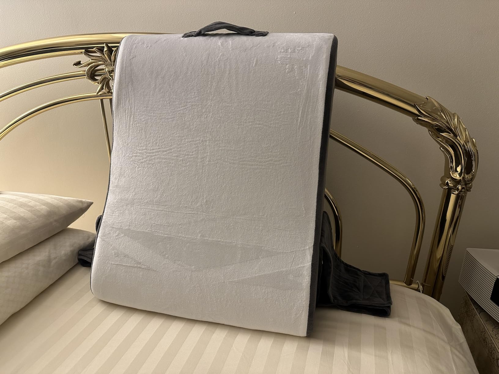 Kolbs Bed Wedge Pillow for Sleep Apnea, FSA Eligible Acid Reflux, and Back Pain Relief, with Chic Jacquard Cover - Headboard Wedges for Sleeping (Standard Width 7.5
