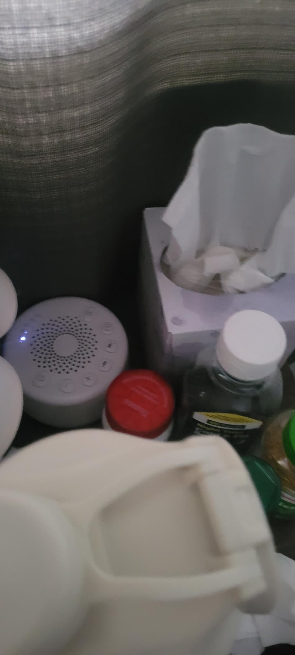 Sound Machine Easysleep White Noise Machine with 25 Soothing Sounds and Night Lights with Memory Function 32 Levels of Volume and 5 Sleep Timer Powered by AC or USB for Sleeping Relaxation (White) customer photo 2