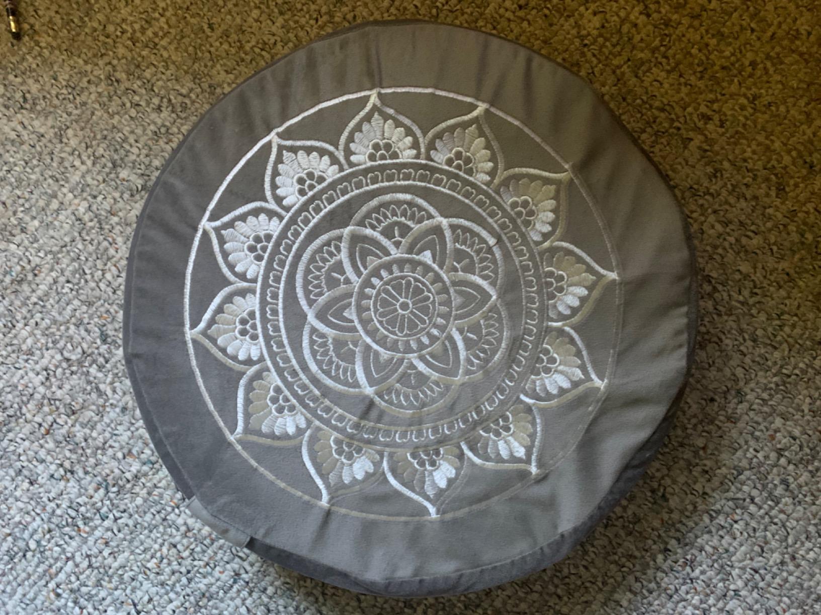 Florensi Meditation Cushion - Comfortable Floor Pillow - Traditional Tibetan Meditation Pillow with Beautiful Velvet Cover - Large Floor Cushion Seating for Adults - Premium Yoga Buckwheat Bolster customer photo 1