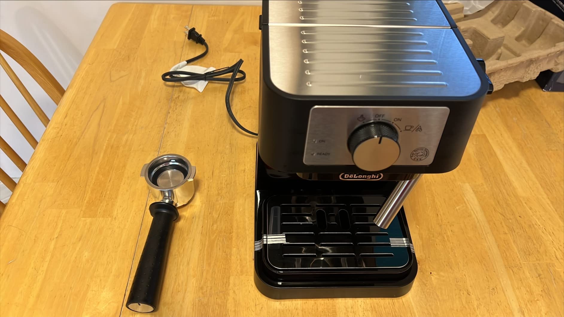 De'Longhi Stilosa Compact Manual Espresso Machine, Manual Milk Frother | #1 Worldwide Espresso Machine Maker, 15 Bar Pump Pressure, Stainless Steel Boiler, Frother, Compact Design customer photo 1
