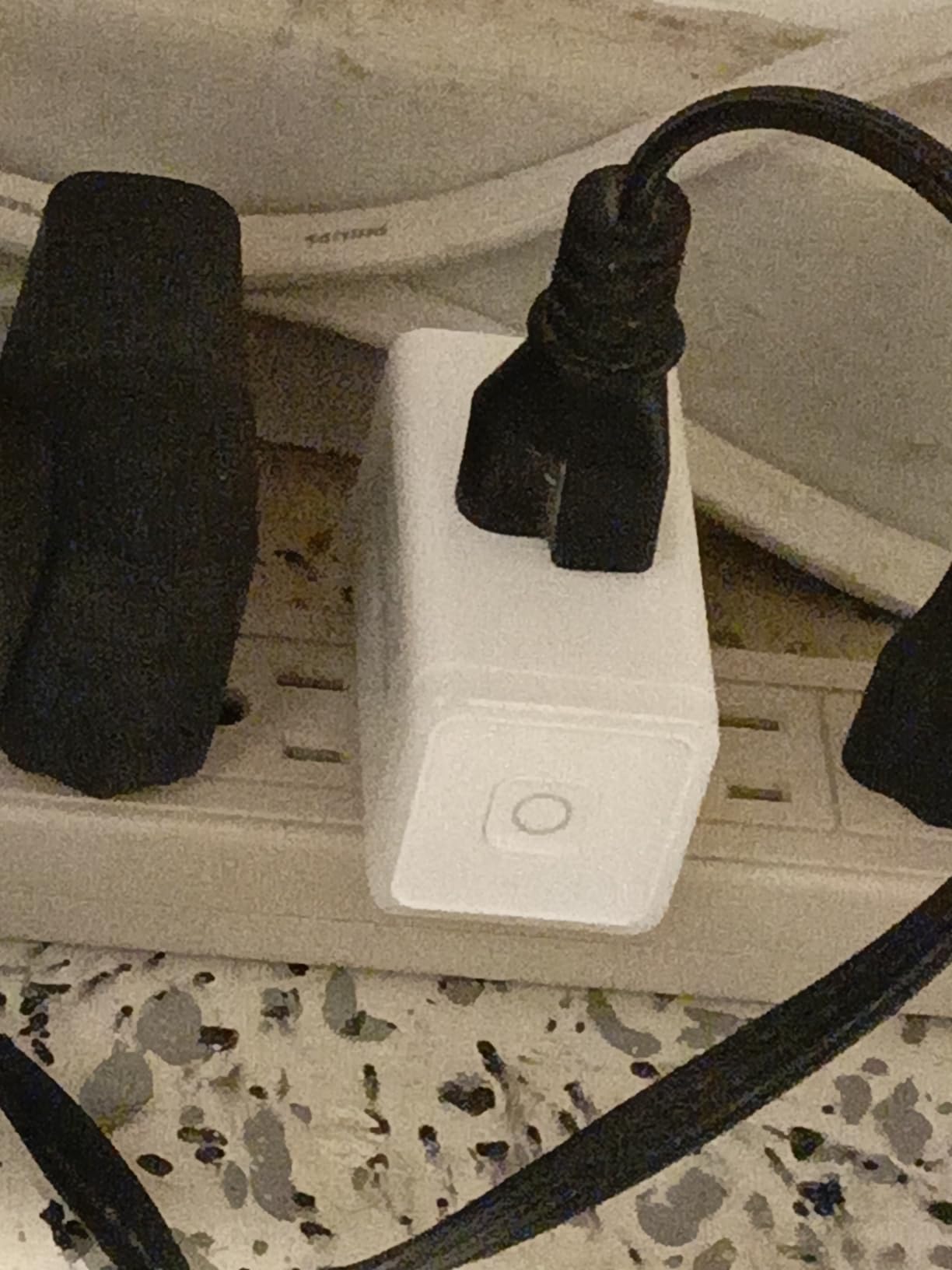 Kasa Smart Plug Mini with Energy Monitoring, Smart Home Wi-Fi Outlet Works with Alexa, Google Home, Wi-Fi Simple Setup, No Hub Required (KP115), White customer photo 2