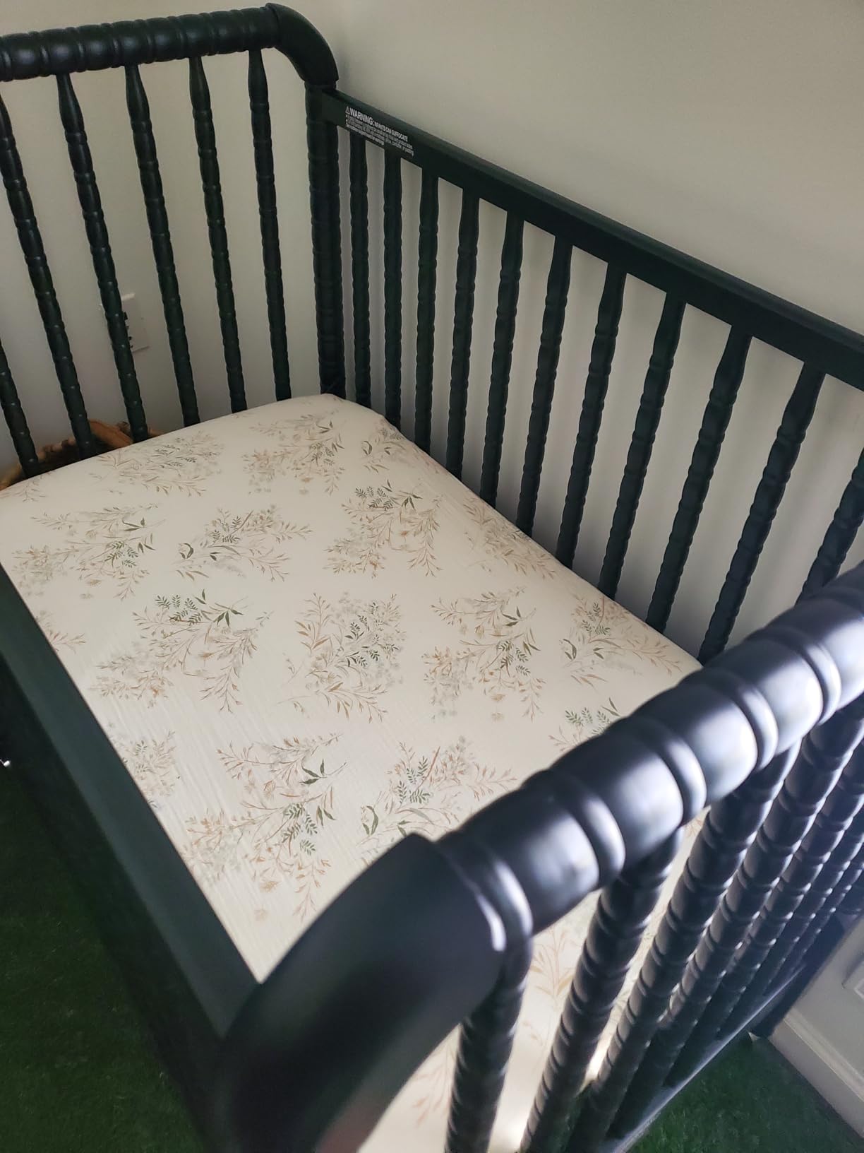 DaVinci Jenny Lind 3-in-1 Convertible Mini Crib customer photo 1