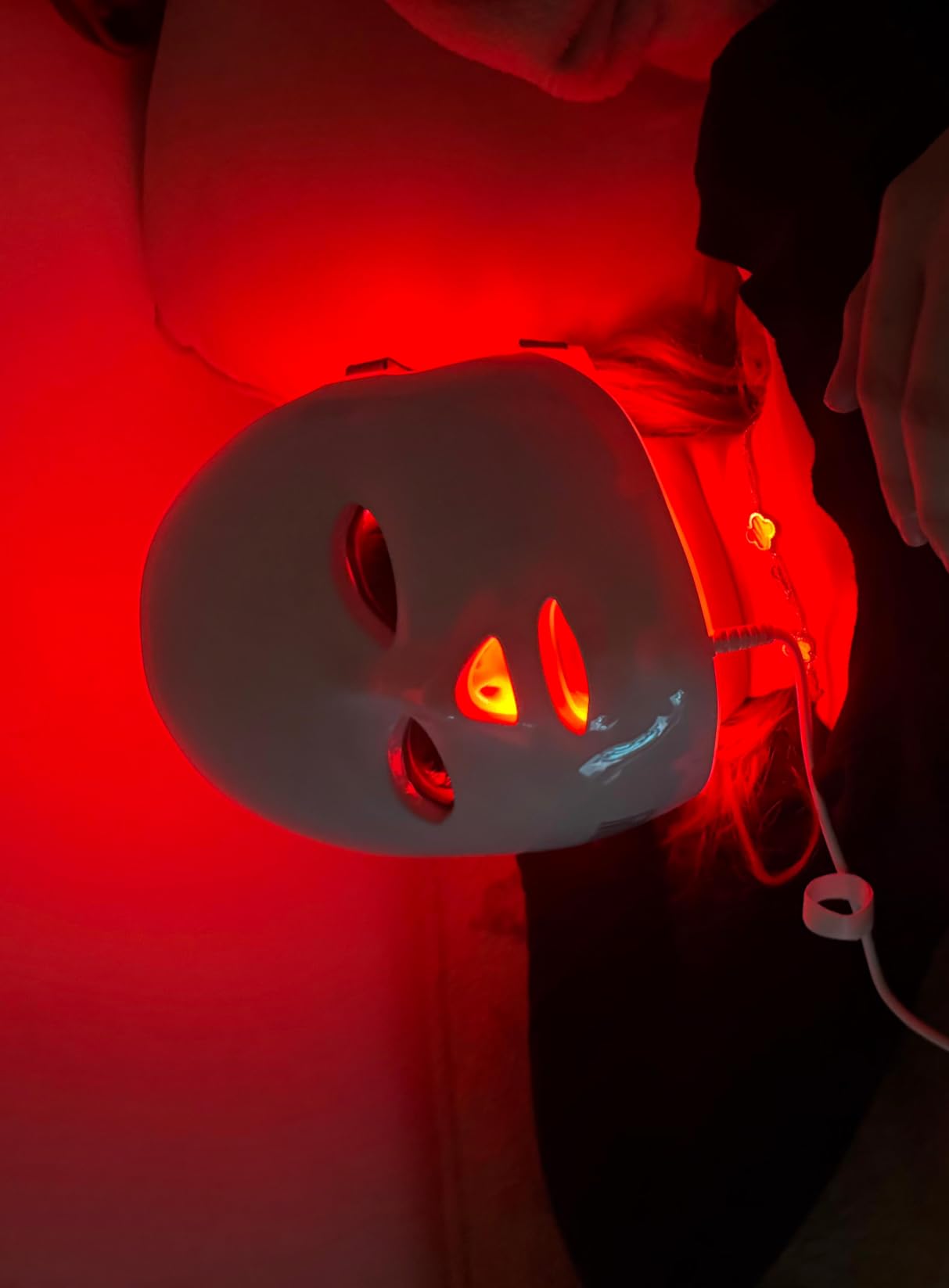 NEWKEY Blue Light Therapy Mask for Acne, Red Light 660nm & Blue Light 465nm Anti Acne for Full Face Blemishes, Redness, Post-Acne Scars & Rosacea, for All Skin Types, 10-Min Treatment, Plug-in customer photo 1