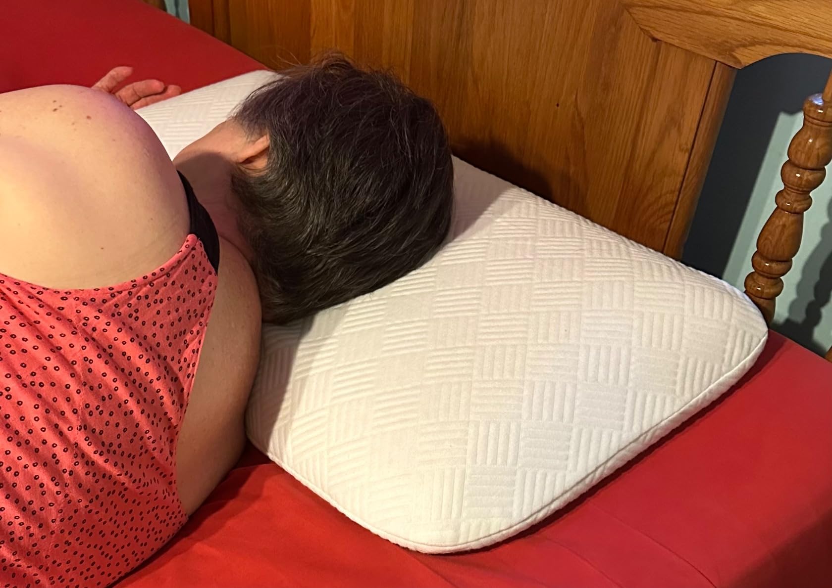 SUQ I OME Slim Sleeper - Thin Latex Pillow for Sleeping, Dunlop Low Profile Ultra Thin for Stomach, Back, or Side Sleepers, Firm, 23x15.7x2.7 inch, Cube White customer photo 2