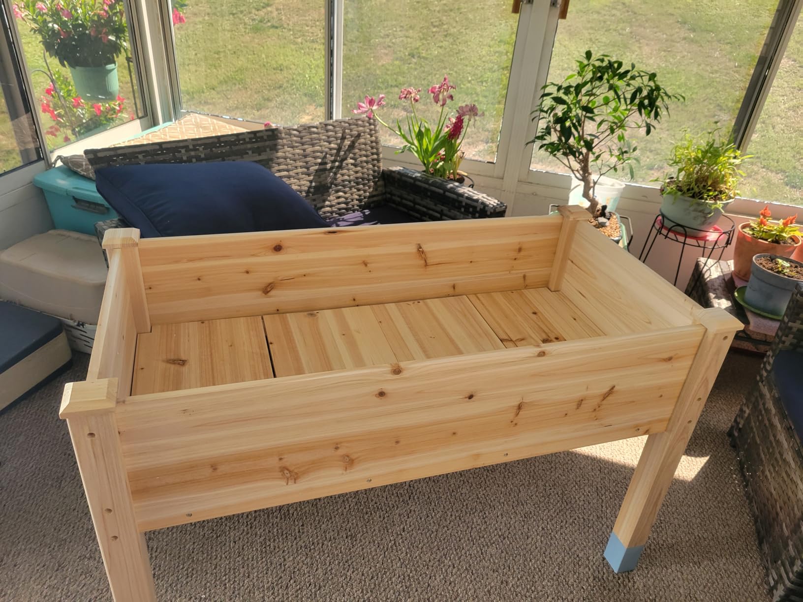 MIXC 331 lb Capacity Wooden Raised Garden Bed with Legs, 48x24x31 in. Elevated Reinforced Large Planter Box for Vegetable Flower Herb Outdoors - Beam and Column Structure - Unmatched Strength Outlast customer photo 2