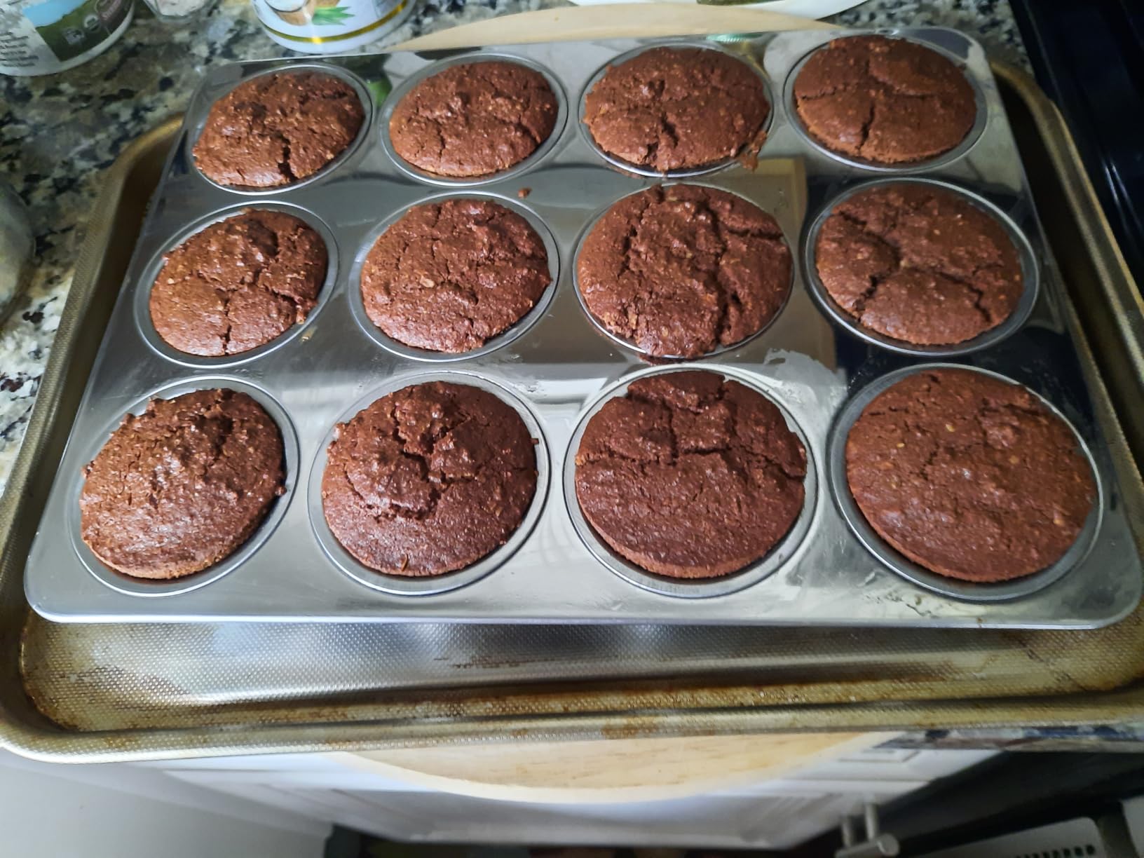 E-far Muffin Pan 12-Cup, Stainless Steel Cupcake Pan Metal Muffin Baking Tins for Oven, Regular Size & Easy Clean, Non-toxic & Dishwasher Safe customer photo 2