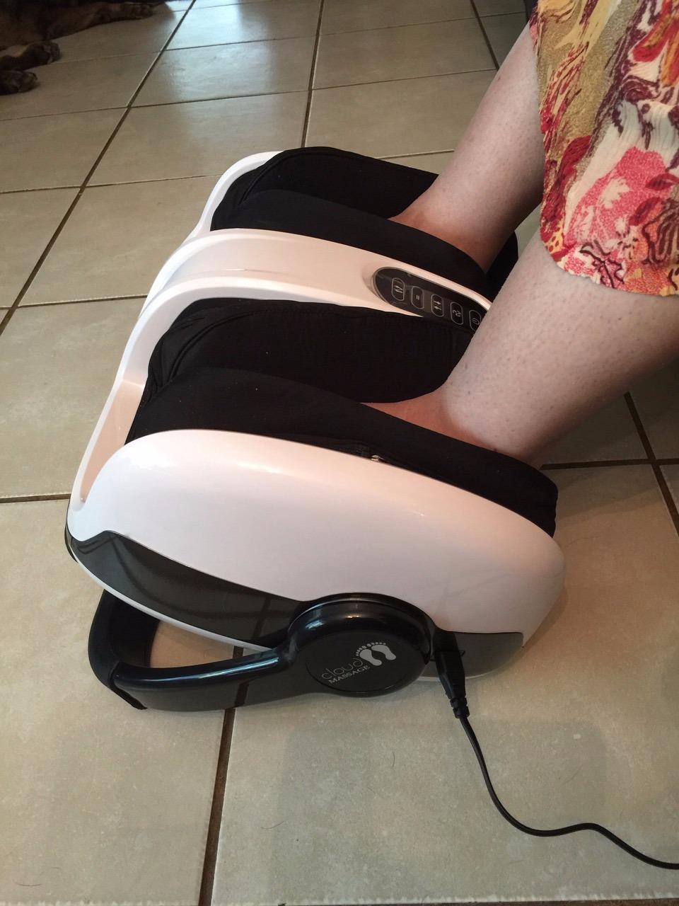 Cloud Massage Shiatsu Foot Massager with Heat - Deep Kneading & Compression, Adjustable Intensity, Multi-Mode Leg and Foot Massager with Remote Control customer photo 1
