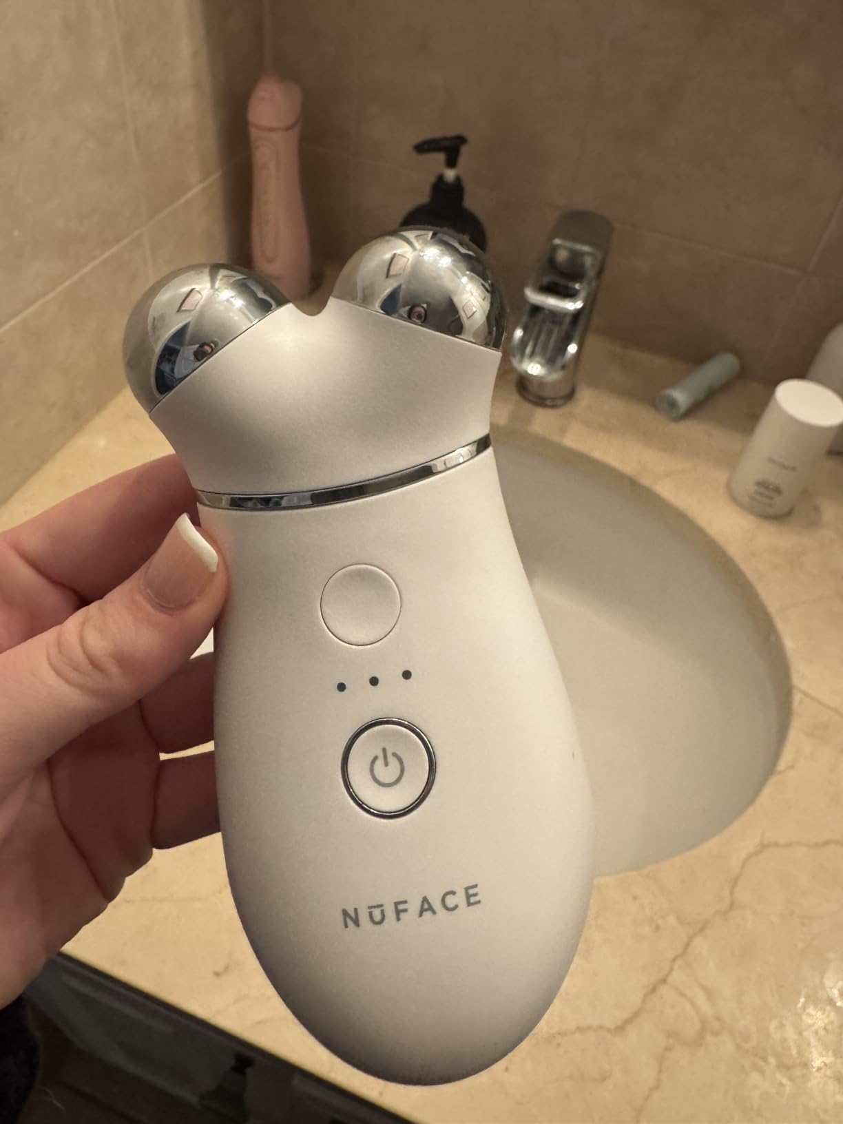 NUFACE Trinity+ Microcurrent Facial Device Kit, FDA-Cleared - Face Sculpting Tool, Skin Tightening Massager & Face Lift Device, Supports Lymphatic Drainage, 3 Frequencies, Activator Gel White customer photo 1
