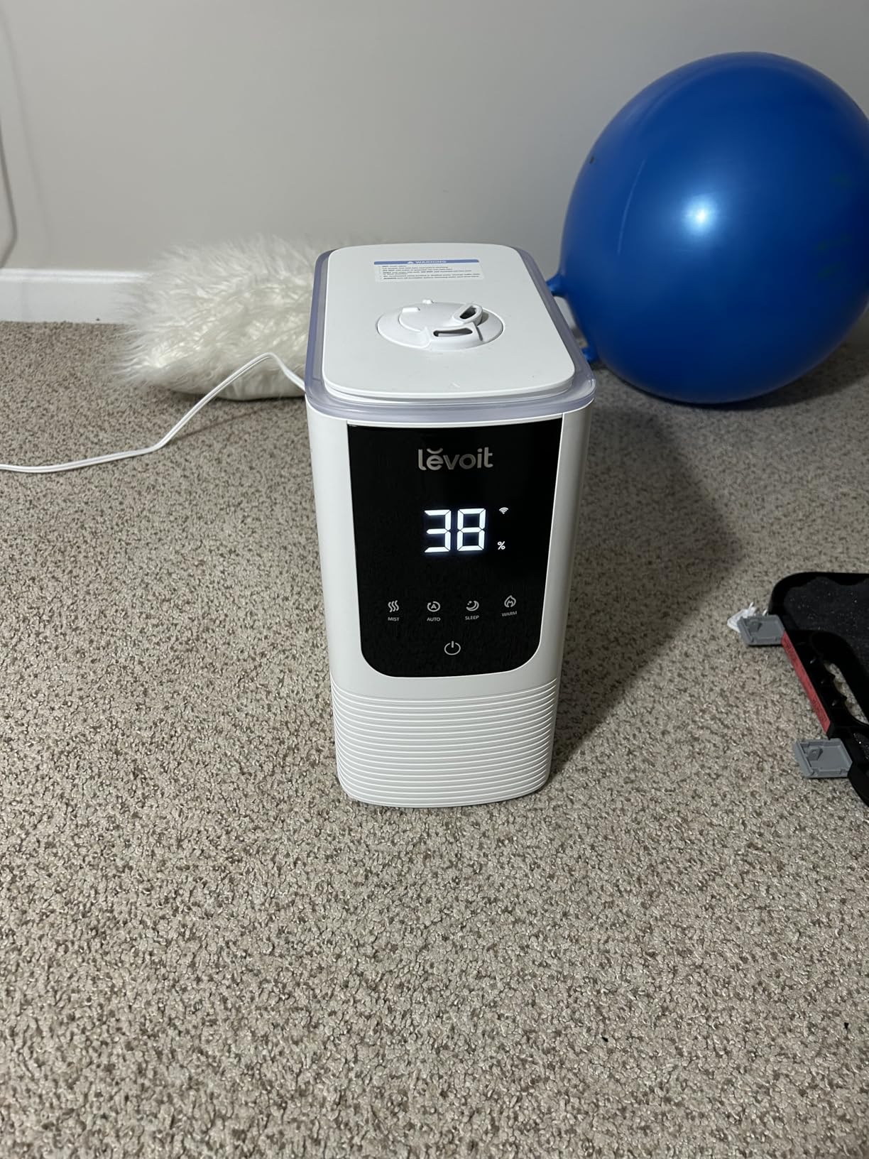LEVOIT Humidifiers for Bedroom Home, Smart Warm and Cool Mist Air Humidifier for Large Room, Auto Customized Humidity, Fast Symptom Relief, Easy Top Fill, Essential Oil, Quiet, OasisMist4.5L, White customer photo 1