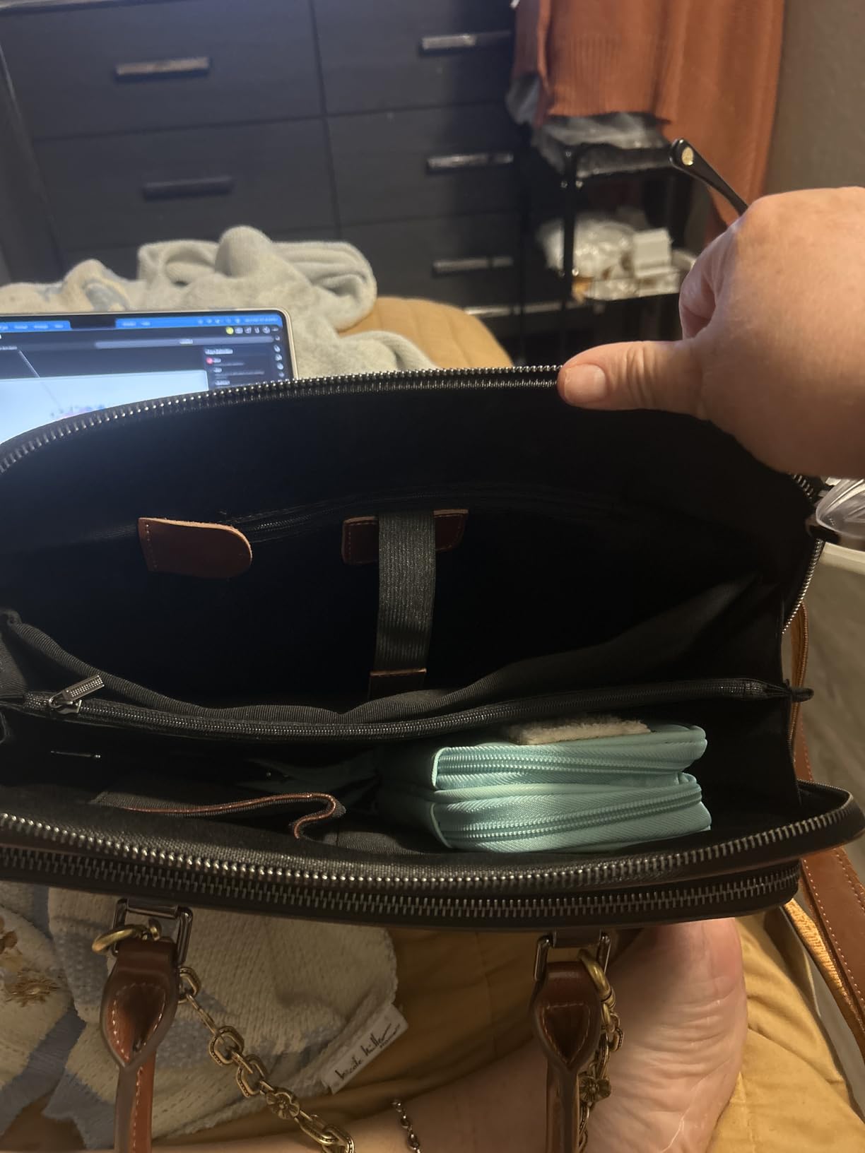Blofinche Laptop Messenger Shoulder Bag: Genuine Leather Work Briefcase 13.3 15.6 inch Designer Satchel Handbag customer photo 2