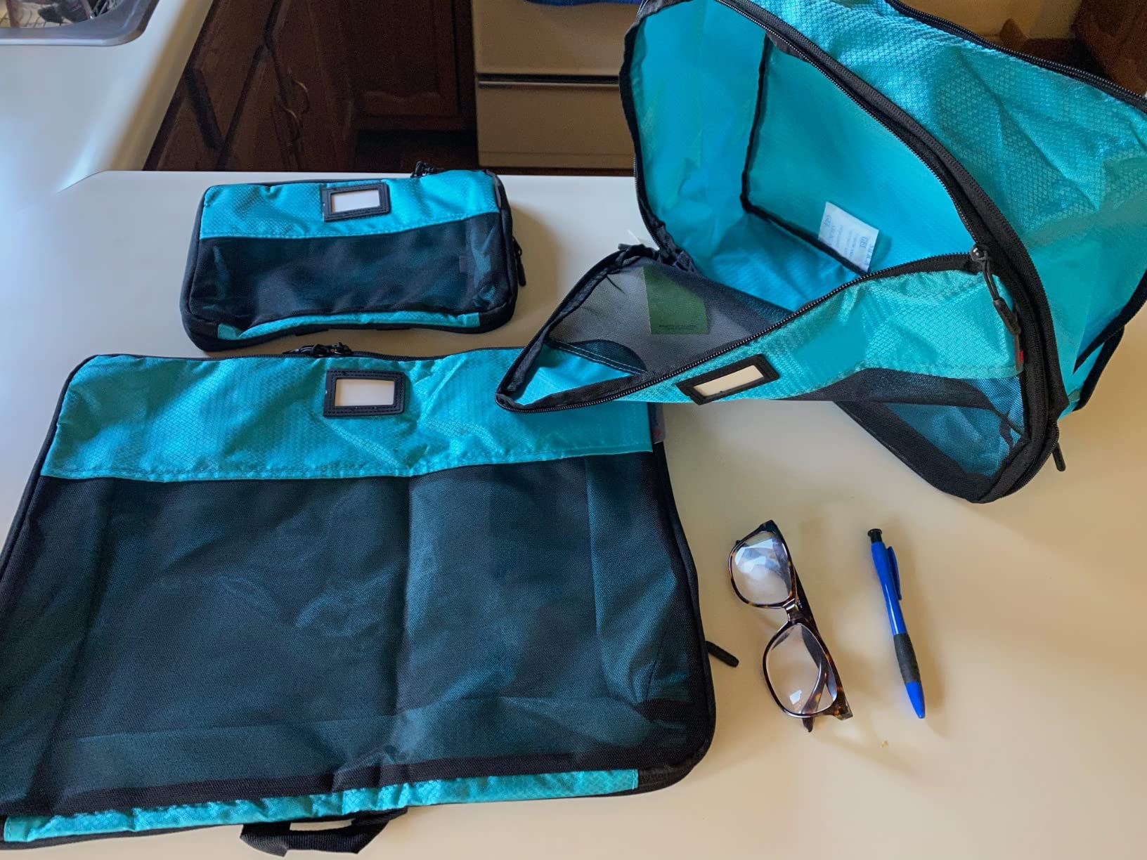 ZOOM LITE Set of 3 Durable Compression Packing Cubes Travel Organizer for Suitcases Made from Recycled Plastic Bottles, Featuring Double Zippers for Hassle-Free Packing Travel Essentials customer photo 2