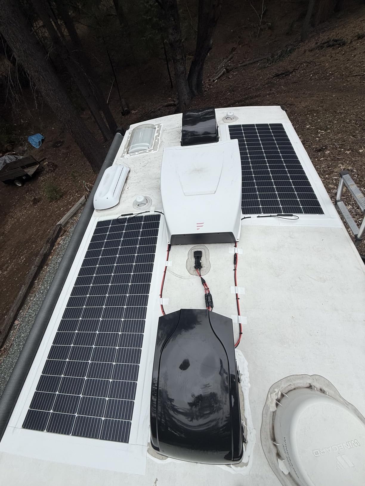 Renogy Flexible Solar Panel 200 Watt, 240° Ultra Flex Bendable customer photo 1