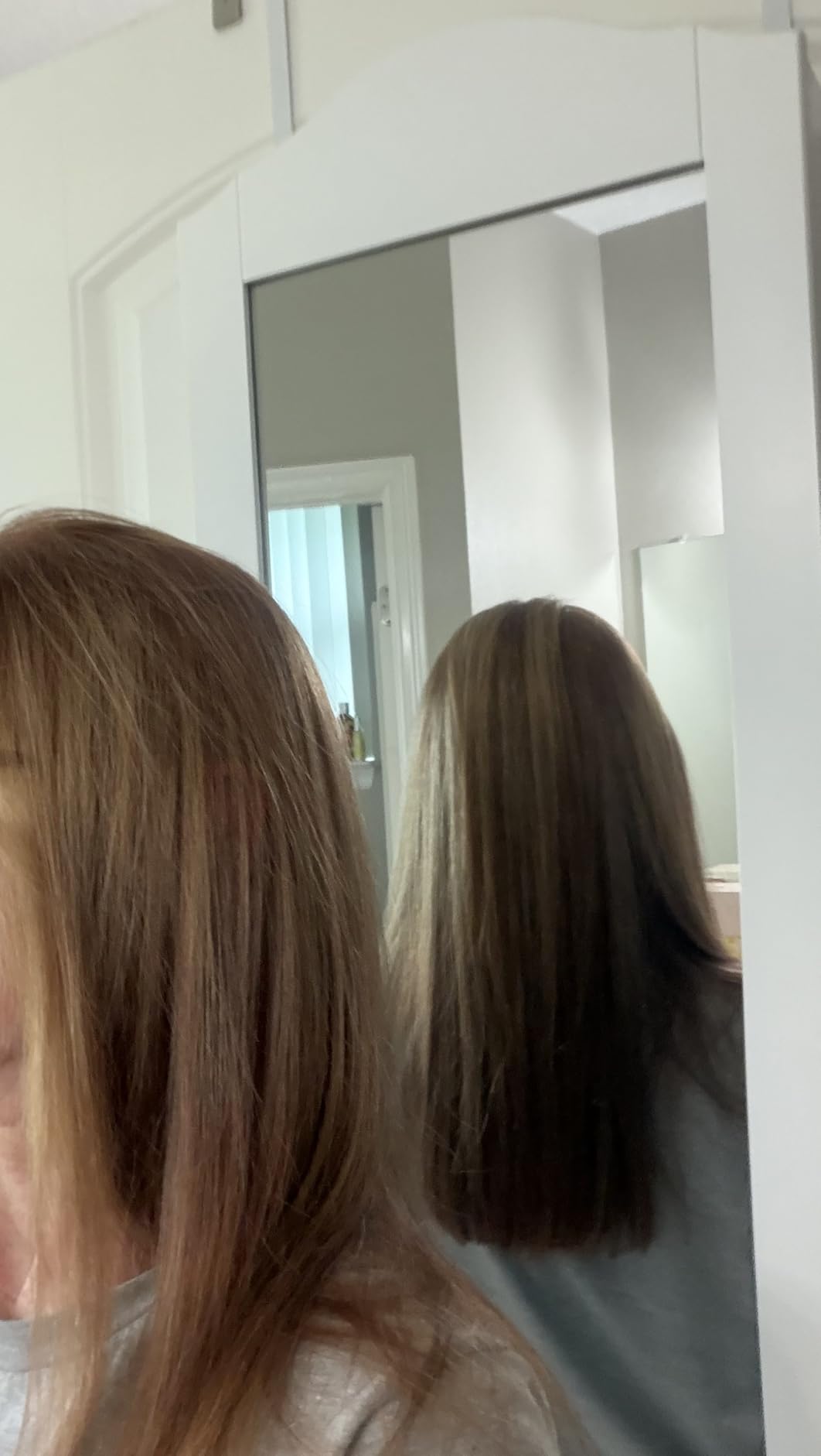 L'ANGE HAIR Le Volume 2-in-1 Titanium Blow Dryer Brush | Frizz Control Blowout Hair Dryer Brush For Drying And Straightening | Volumizing Hot Air Styler For All Hairstyles | Oval Barrel | Black - 75mm customer photo 2