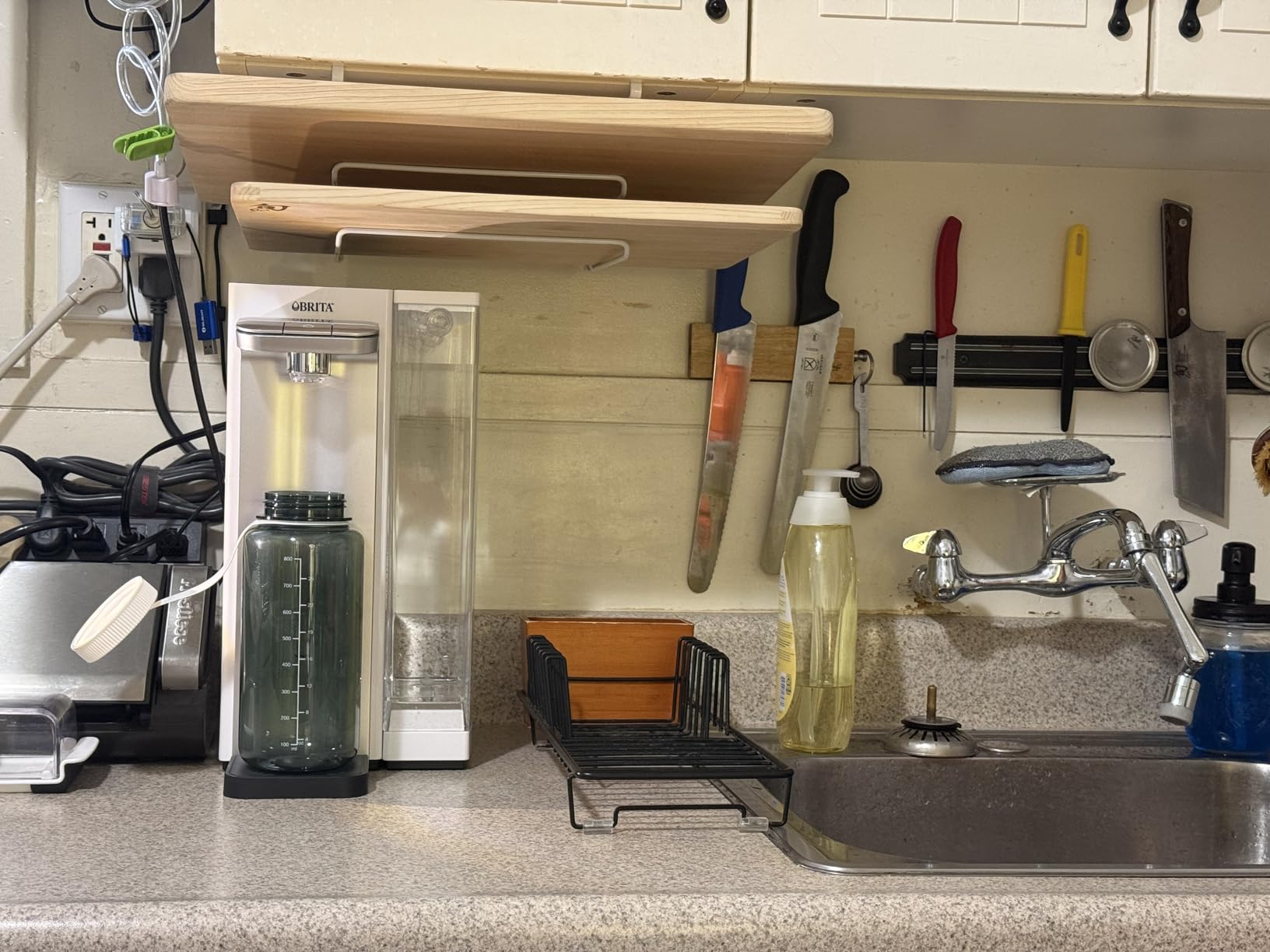 Brita Hub Instant Powerful Countertop Water Filter System, Reduces 70+ Contaminants, 12 Cup Water Reservoir, Includes 6 Month Carbon Block Filter, White, 87340 customer photo 2
