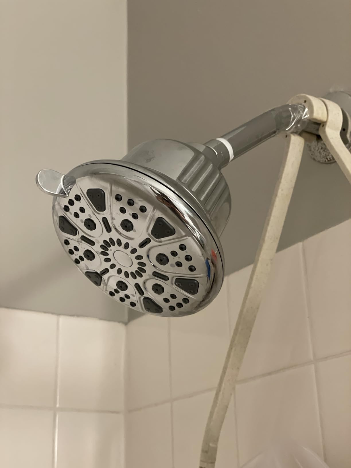 MakeFit Filtered Shower Head - High Pressure Shower Head with Filter for Hard Water Softener - 7 Settings Bathroom Rain Showerhead to Remove Chlorine and Heavy Metals (Chrome) customer photo 2