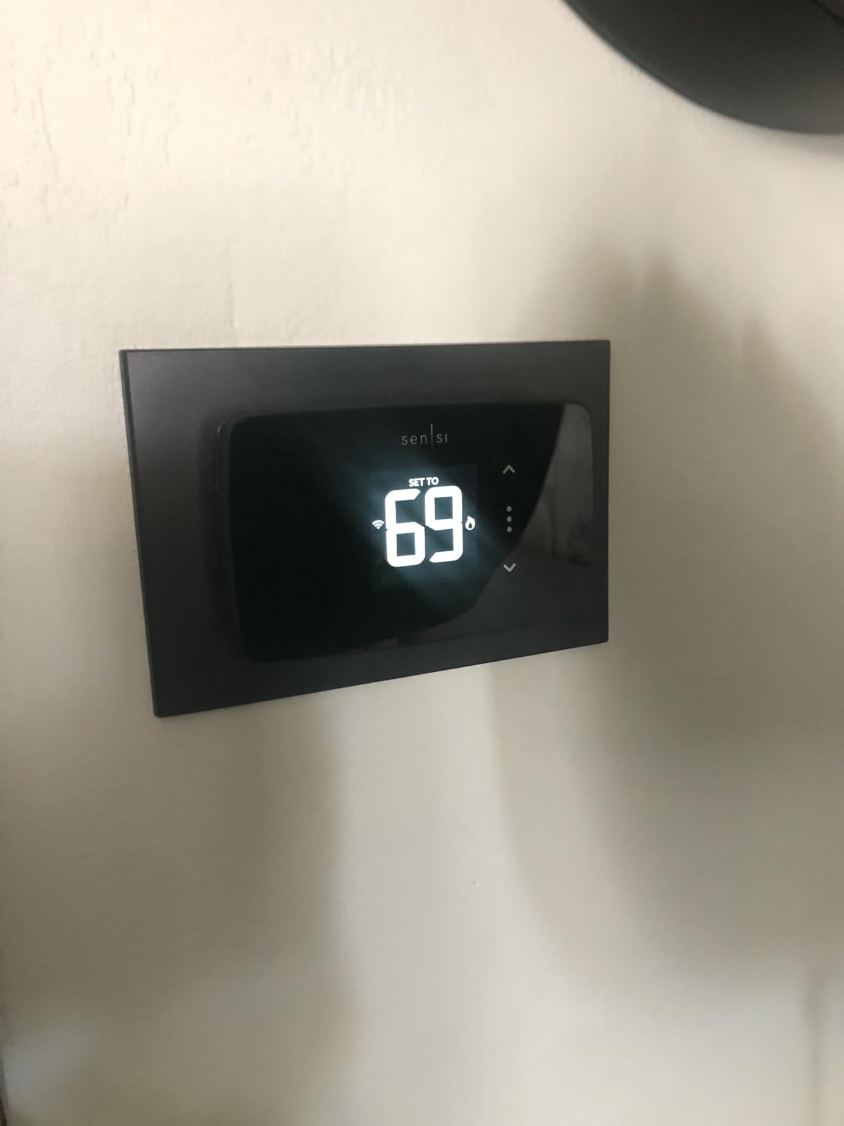 Sensi Lite Smart Thermostat, Programmable, WiFi, Easy DIY, Works With Alexa, ENERGY STAR Certified, ST25, Most Systems C-Wire Not Required customer photo 2