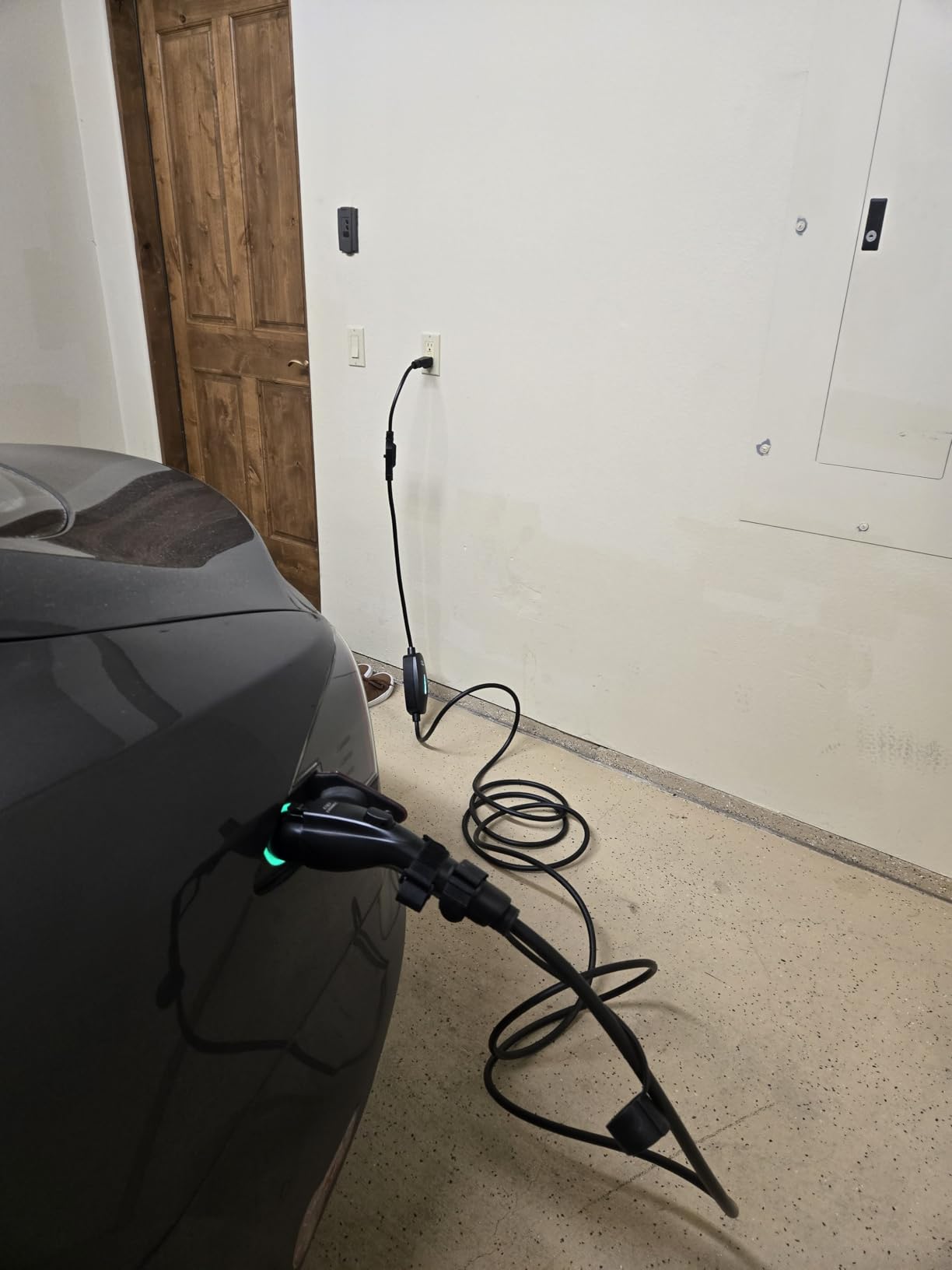 EVDANCE Level 1&2 EV Charger, Electric Vehicle Portable Charger with 25FT Cable, Home EV Charging Station for J1772 Electric Cars, 12A 120V/16A 240V, NEMA 5-15 & NEMA 6-20 Plug customer photo 1
