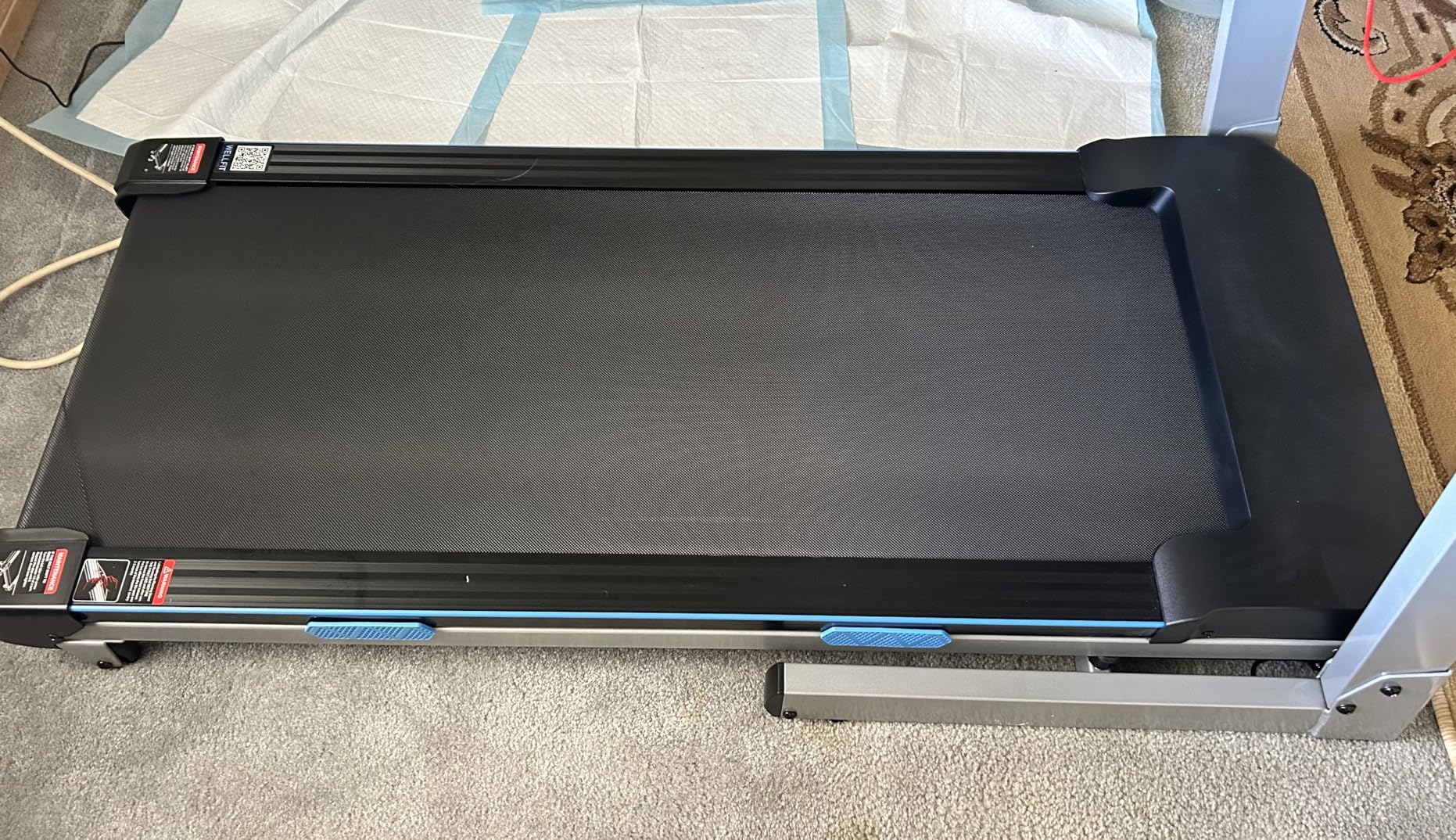 WELLFIT Home Treadmill with 15% Auto Incline,4.0HP Foldable Treadmill with 400LBS Weight Capacity, 1.0-8.7MPH, 18 * 43