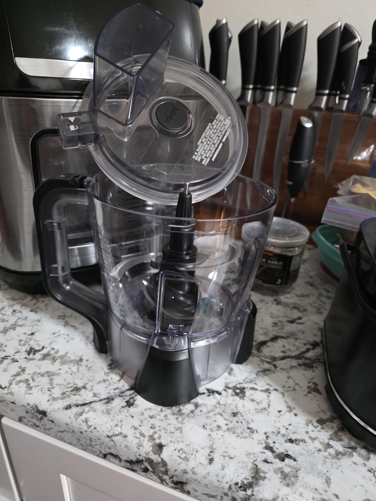 Ninja Kitchen System | Food Processor & Blender with BlendSense Technology | 8-Cup Bowl & 24-oz. To-Go Cup | For Smoothies, Cookie Dough, Salsa & More | 1800-Peak-Watt | Black | TB401 customer photo 2