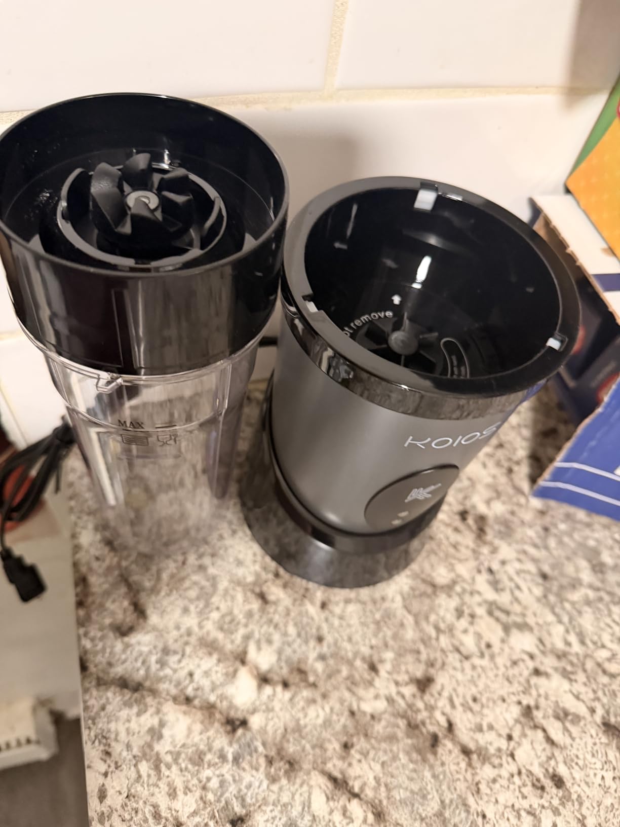 KOIOS Smoothie Blender, 900W Personal Blender for Shakes and Smoothies for Kitchen with 2 Portable Cups 22oz, Single Serve Smoothies Maker Mixer for Juices, Nutritious Recipe, Grey Blue customer photo 1