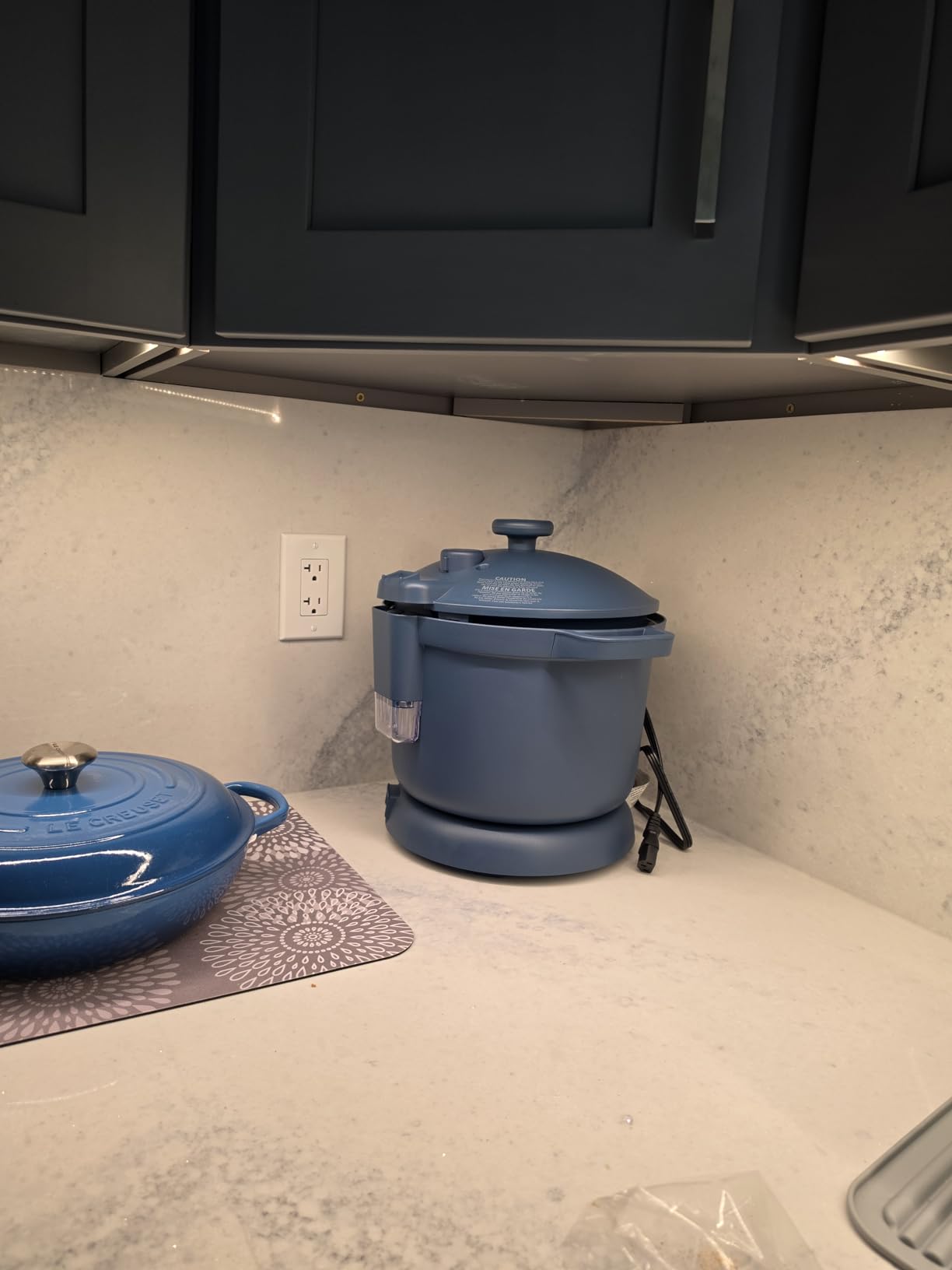 Our Place Dream Cooker, 6 Qt Ceramic Nonstick Multicooker and Pressure Cooker with Touchscreen Controls and Auto Steam Release, 4 Modes: Pressure Cook, Saute/Sear, Slow Cook and Warm customer photo 1