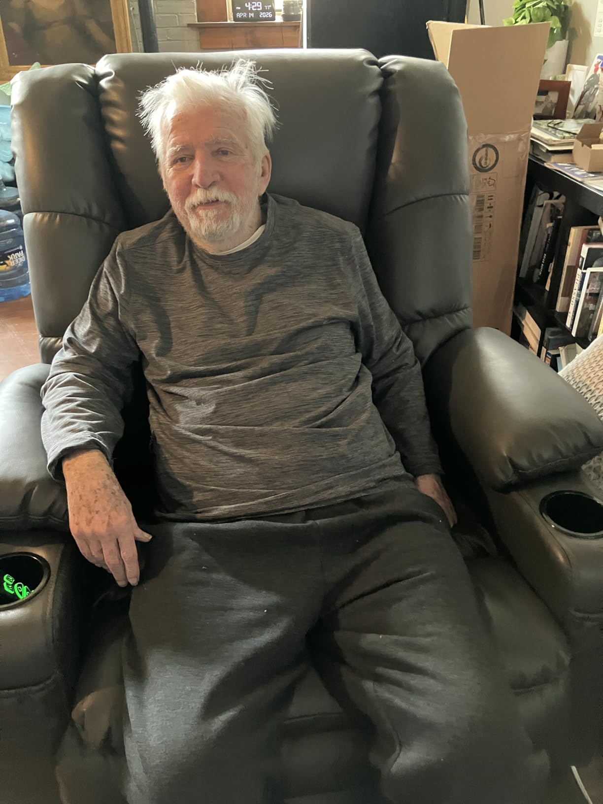 MCombo Triple Motor Lay Flat Power Lift Recliner Chair for Tall Elderly, Infinite Position, Massage, Dual Heating, Adjustable Headrest, Faux Leather 7634 - Dark Brown Large customer photo 1