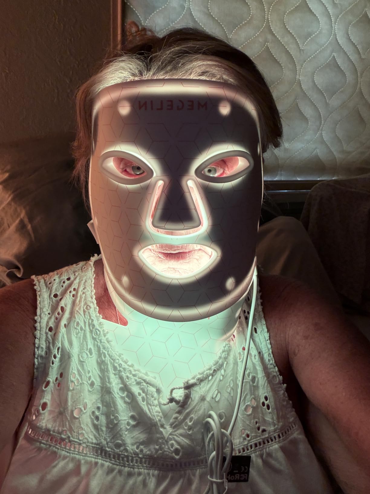 MEGELIN Led Red Light Therapy Face & Neck Mask, 7 Colors Led Light Therapy Facial Mask, Infrared Red Light Therapy Mask, Infrared Light Skin Rejuvenation(White) customer photo 1