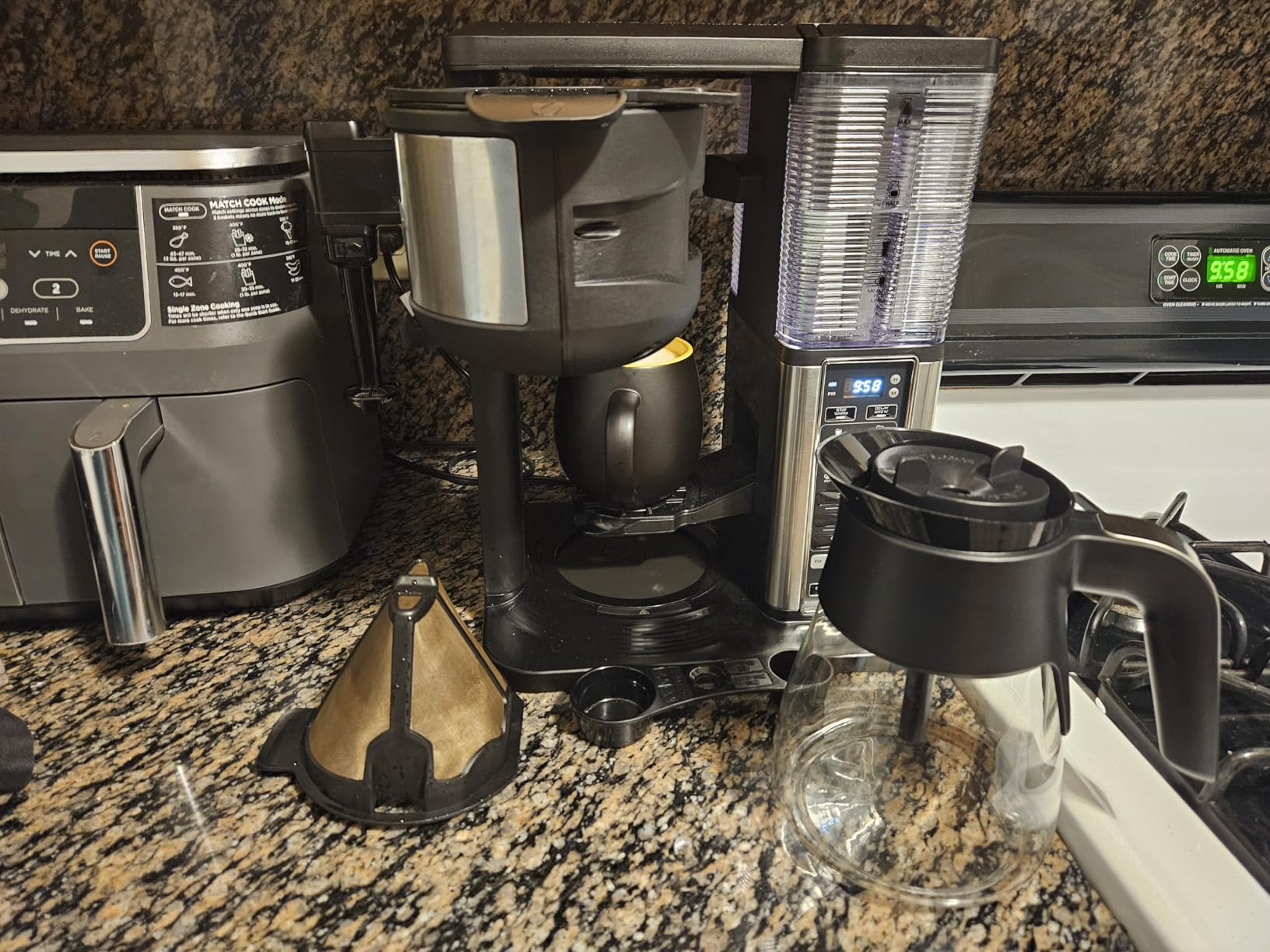 Ninja Hot & Iced XL Coffee Maker with Rapid Cold Brew, 4 Brew Styles, 8 Sizes customer photo 2