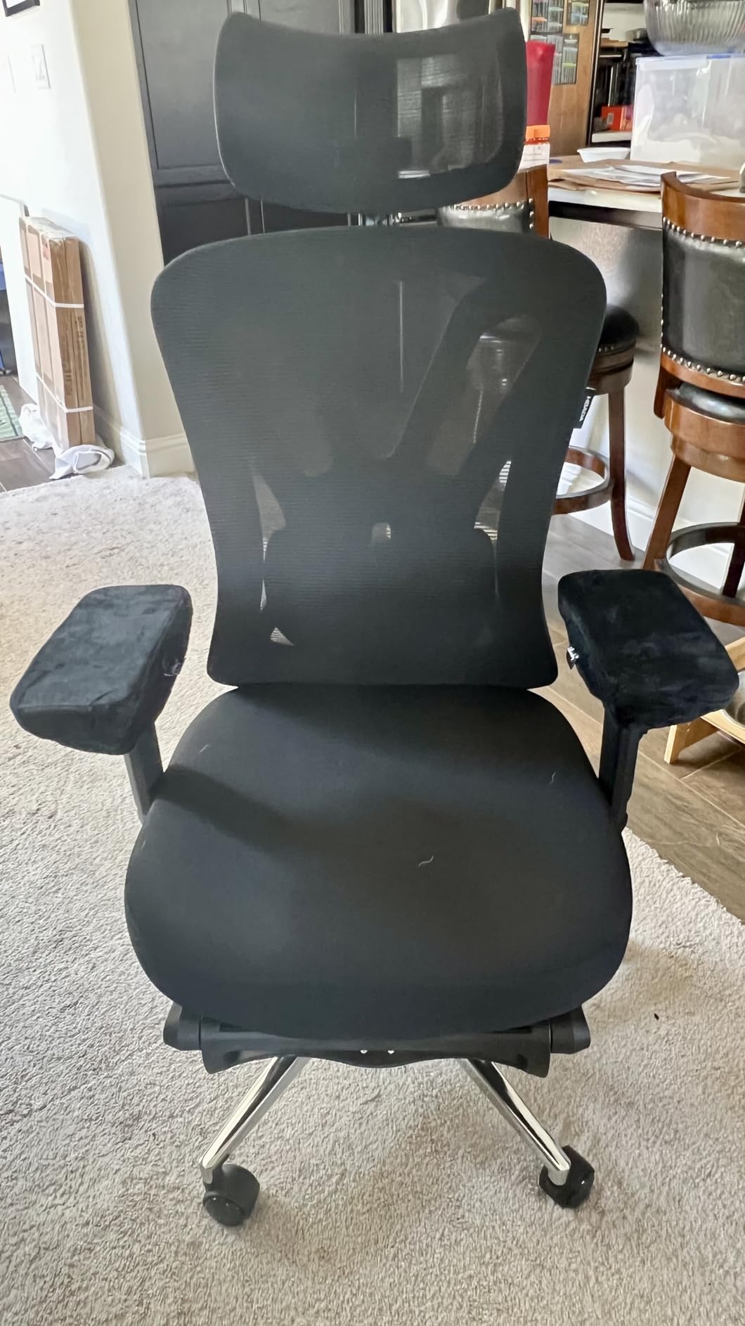 Hbada P5 Ergonomic Office Chair, Desk Chair with Adjustable Lumbar Support and Height, Comfortable Mesh Computer Chair with Footrest 2D Headrest, Swivel Tilt Function White customer photo 1