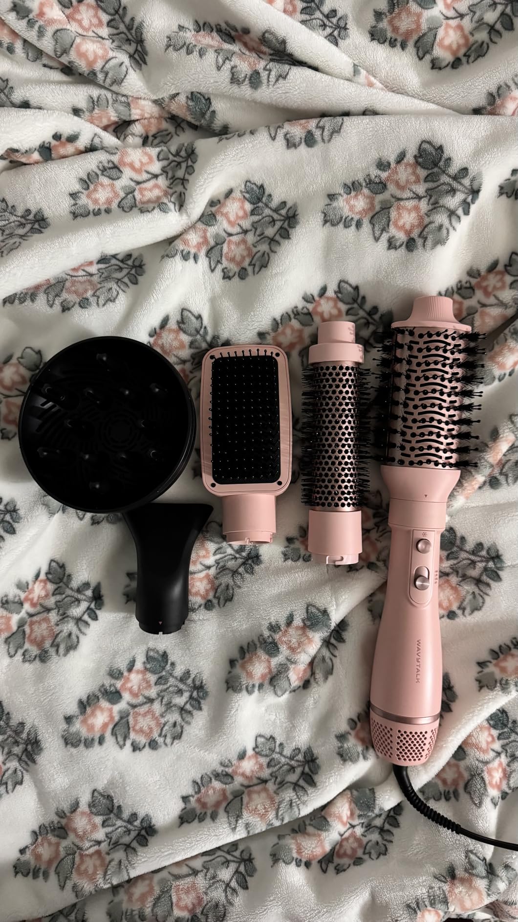 Blow Dryer Brush Set, Wavytalk Air Sculpt 5-in-1 Hot Air Brush Set, Multi Hair Styler for Salon Blowouts, Smooth Curls, Volumizing and Straightening, Sleek and Less Frizz, Pink customer photo 2