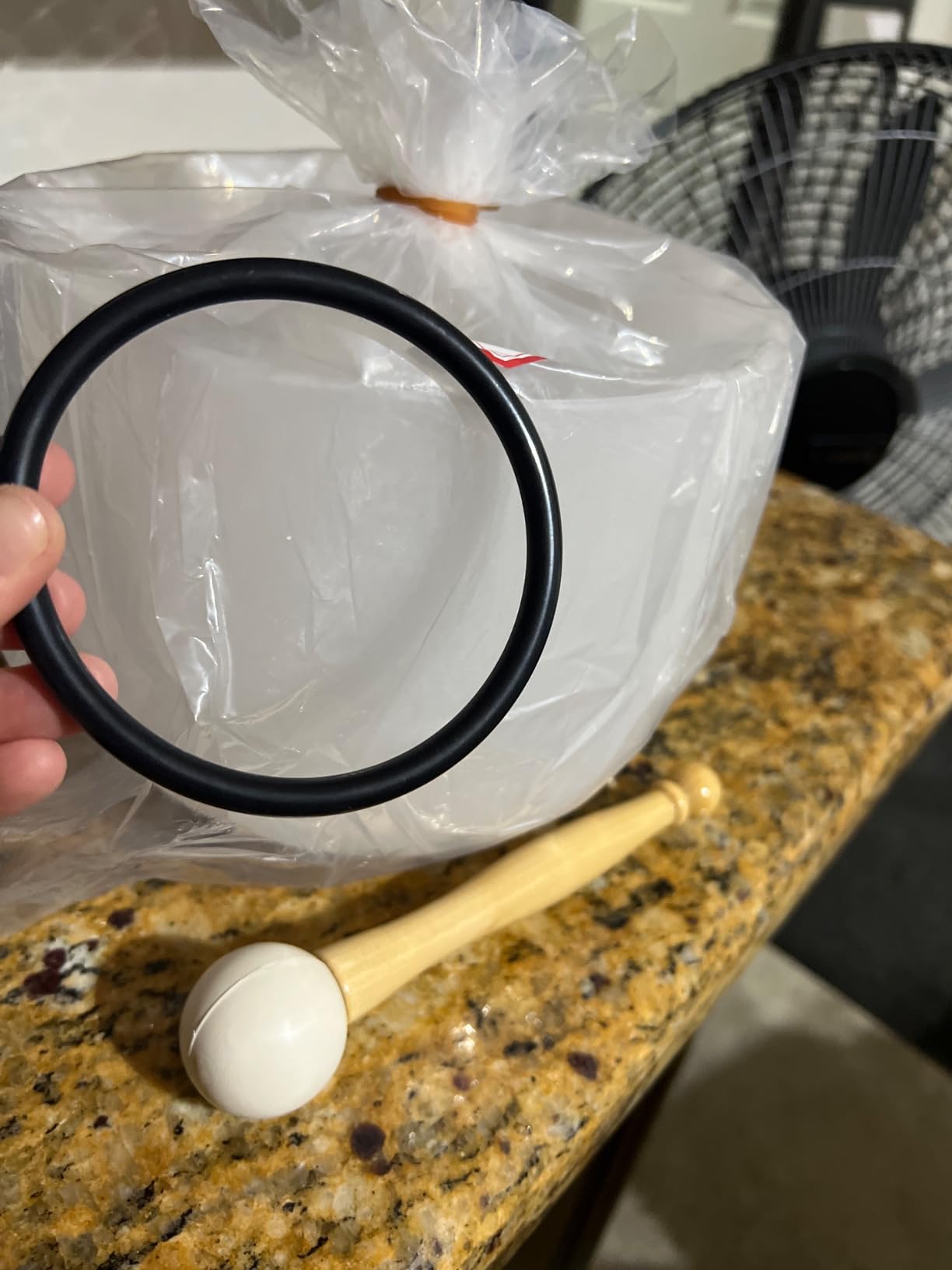 CVNC 432Hz 8 Inch A Note Third-eye Chakra Frosted Quartz Crystal Singing Bowl with Mallet and O-ring for Sound Healing Meditation customer photo 1