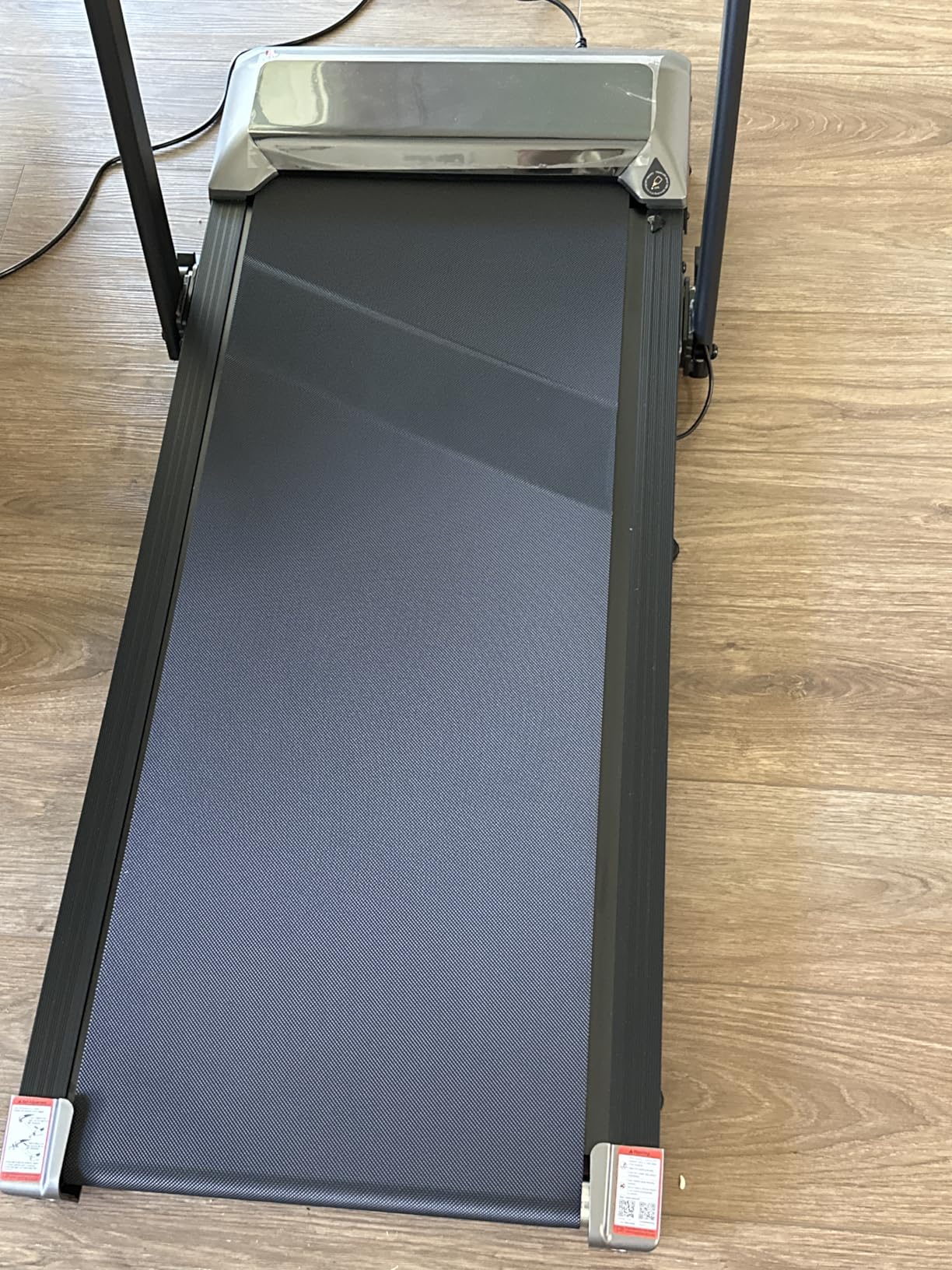 Acezoe Walking Pad Treadmill with Incline, 2 in 1 Foldable Treadmills for Home Small Office, 300lbs Capacity with App, Remote Control and LED Display customer photo 1