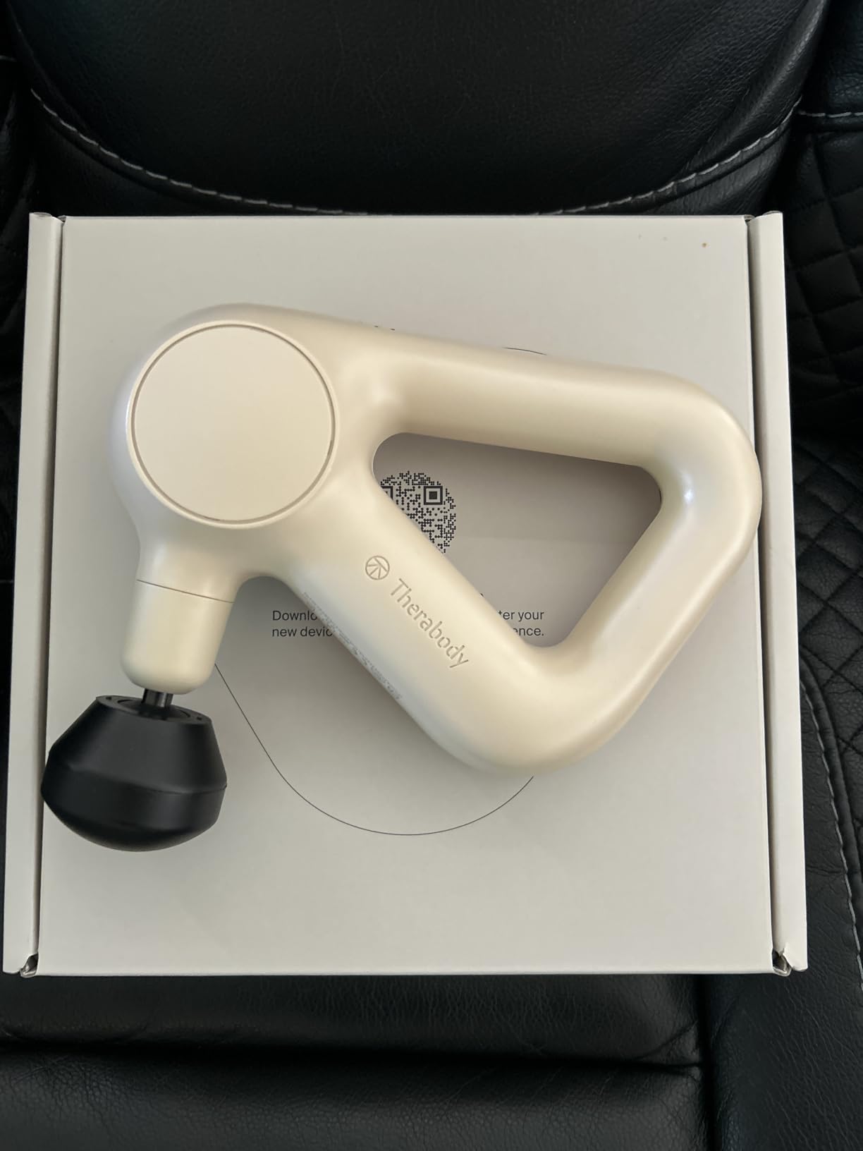 TheraGun Therabody Relief - Quiet Deep Tissue Therapy Massage Gun - Bluetooth Enabled, Electric Percussion Massage Gun & Personal Massager for Pain in The Neck, Back, Leg, Shoulder and Foot customer photo 1