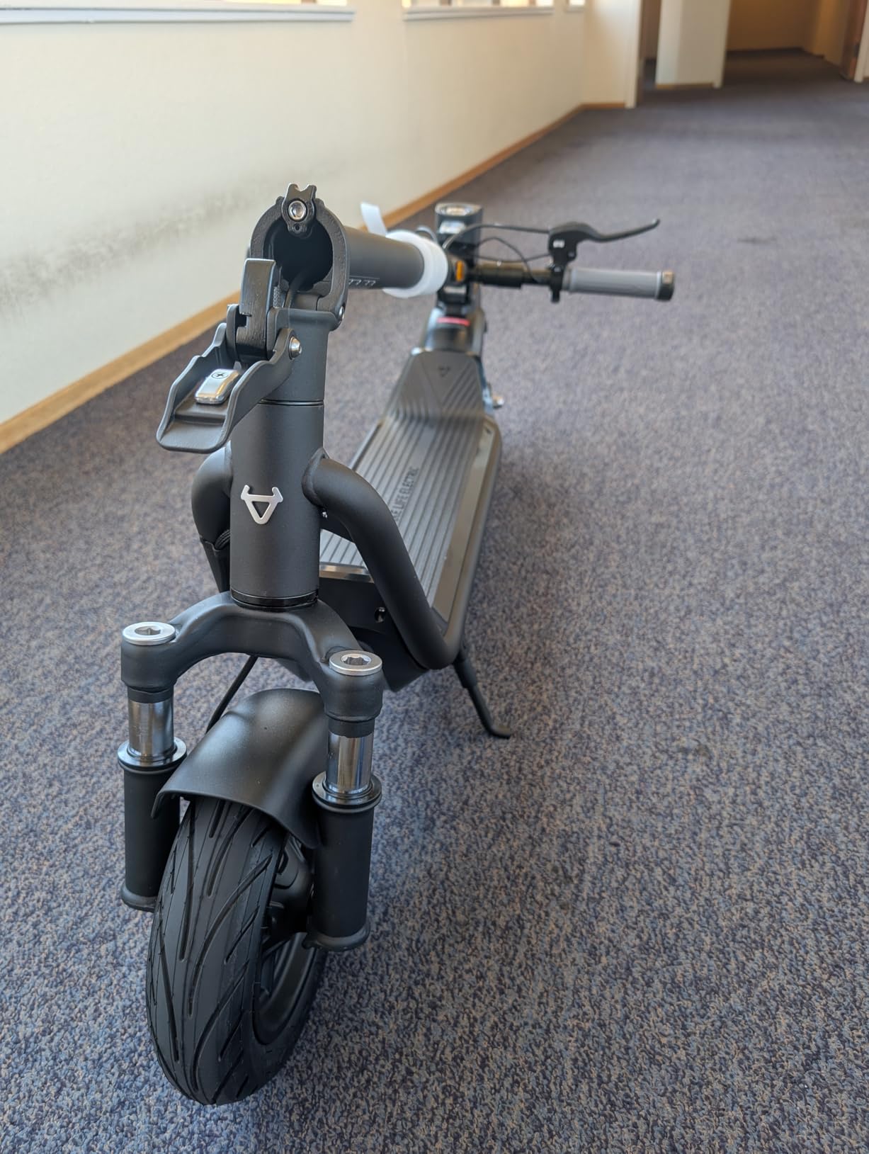 NIU 100F Electric Scooter - 600W Peak Power, 18-37.3 Miles Range, Top Speed 17.4-23.6MPH, Front Suspension, Foldable Handlebars customer photo 2