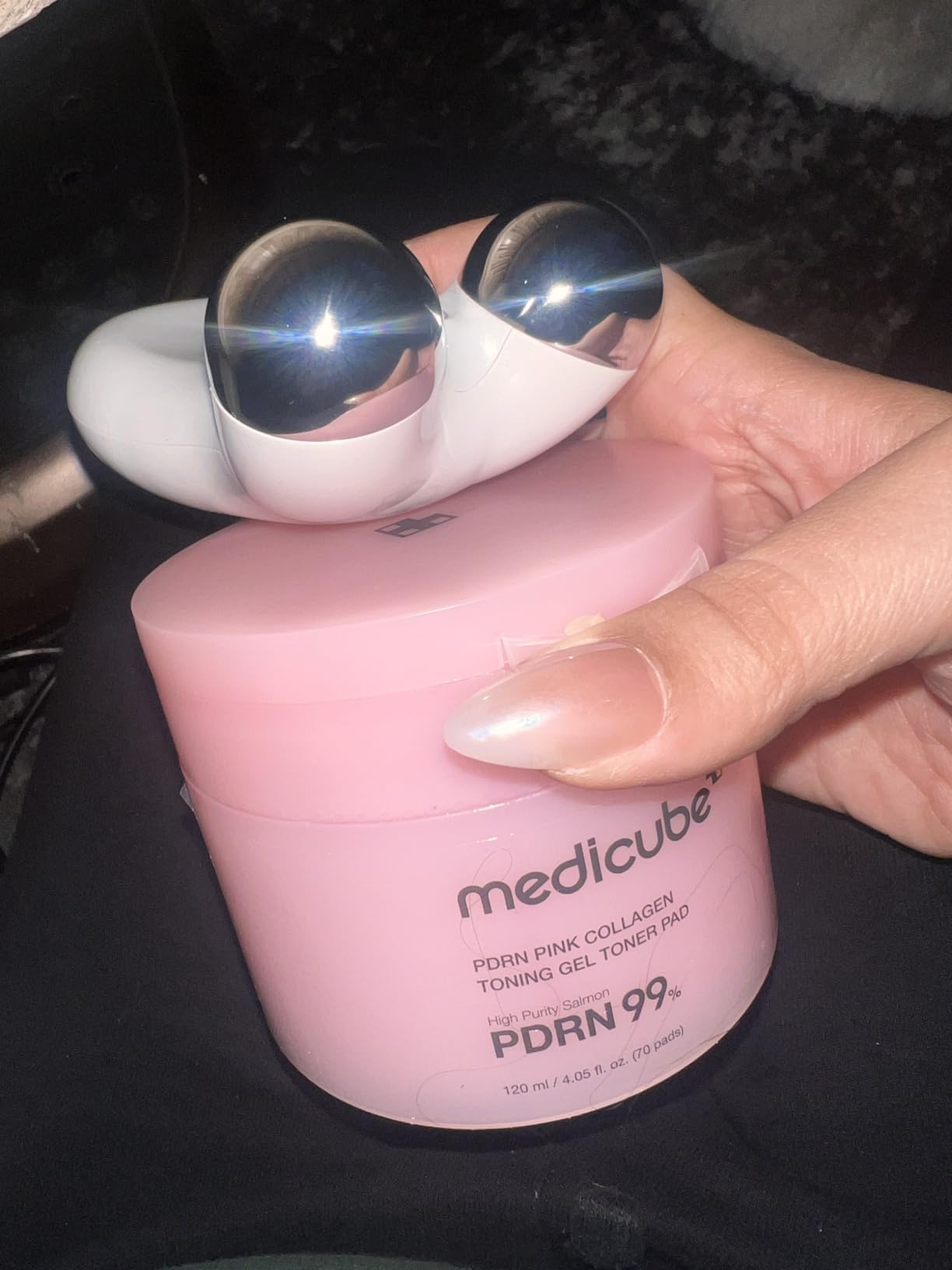 Microcurrent Facial Device, Latest Red Light Technology, Enhances The Ability to Lift The Face and Tighten The Skin, Facial Wrinkle Equipment, Smart Photon Micro-Current Device, Model: EP-300 customer photo 1