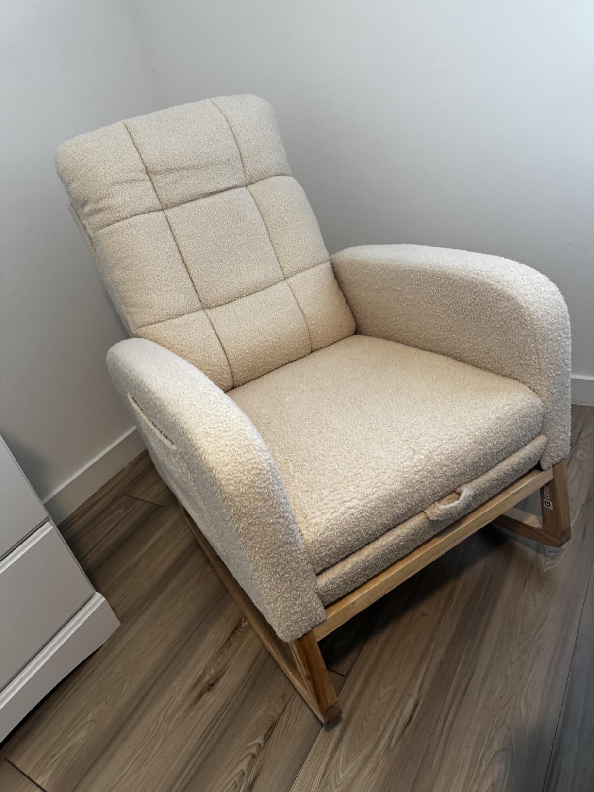 NIOIIKIT Modern Nursery Rocking Chair, Teddy Upholstered Rocking Chair with Footrest, Comfortable Rocker Recliner with Side Pocket, Rocker Glider for Living Room, Bedroom, Nursing Room (Apricot) customer photo 2